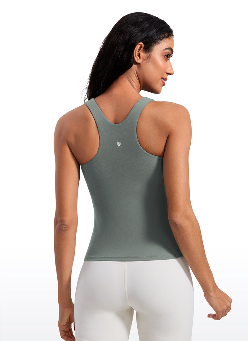 CRZ YOGA Pambabae Butterluxe Built-in na Bra na Mataas ang Leeg na Racerback Tank na Kulay Abo na Sage