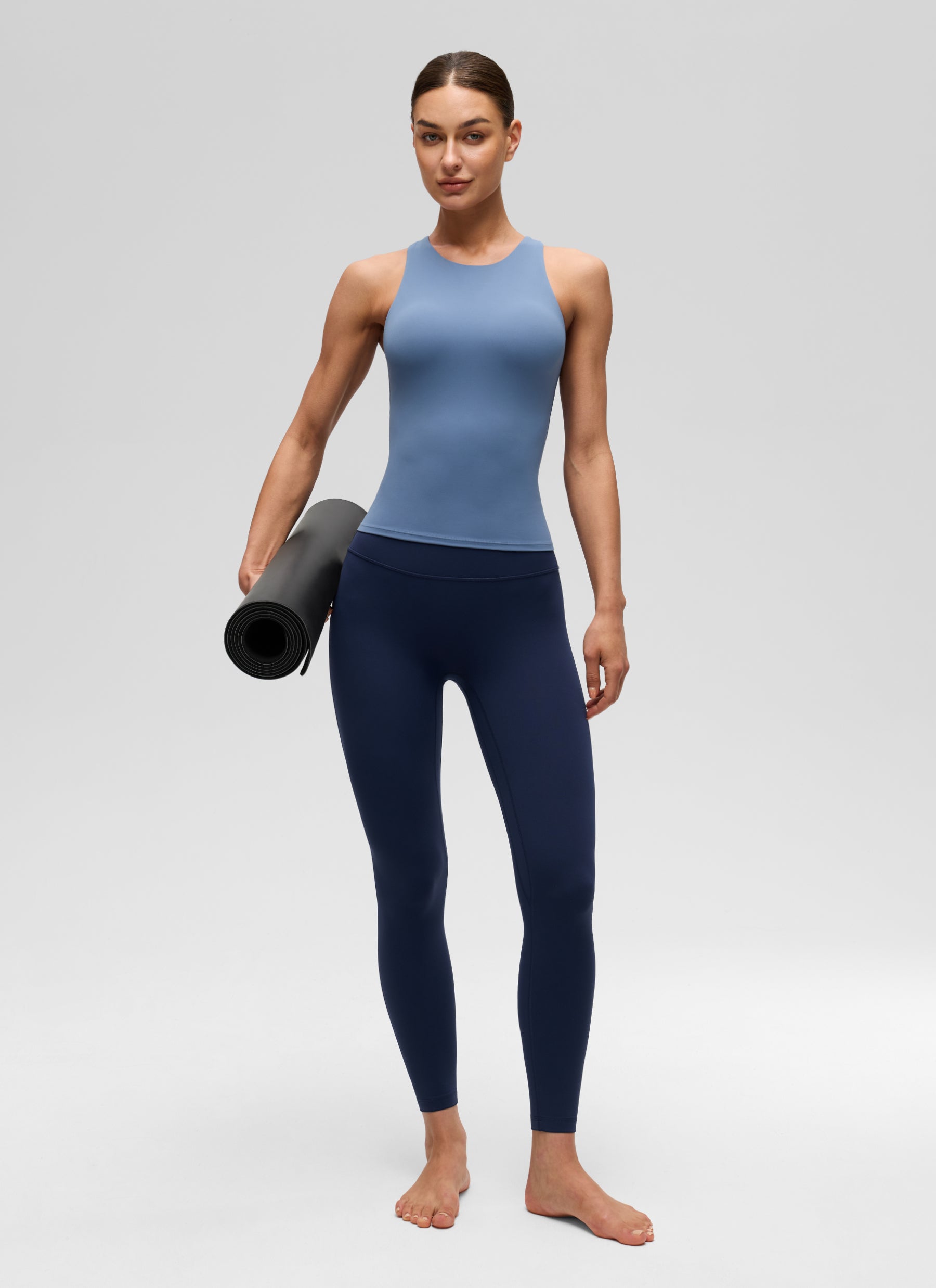 CRZ YOGA Pambabae Butterluxe Built-in na Bra na Mataas ang Leeg na Racerback Tank na Oasis Blue