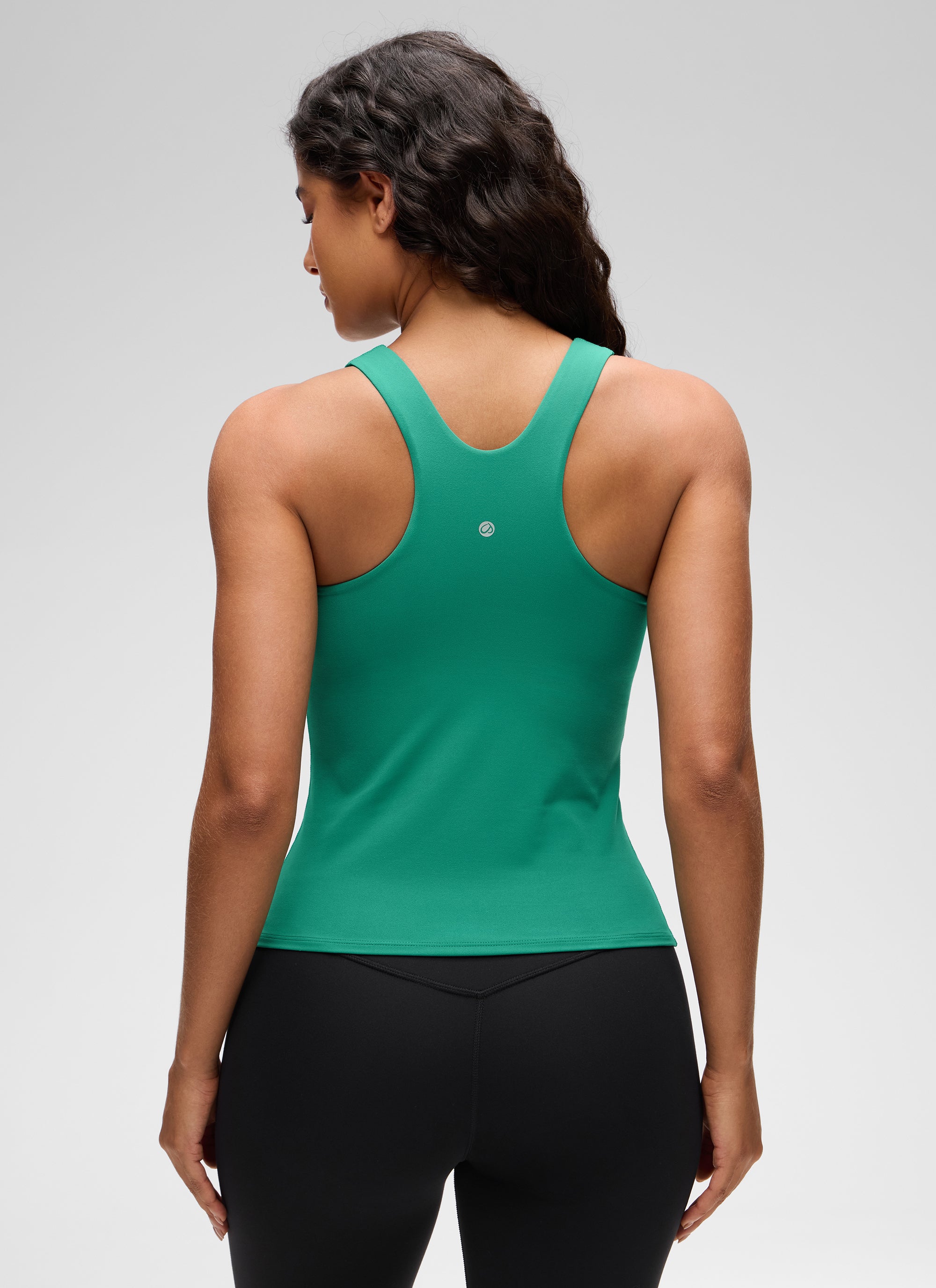 CRZ YOGA Pambabae Butterluxe Built-in na Bra na may Mataas na Leeg na Racerback Tank na may Cascadia Green