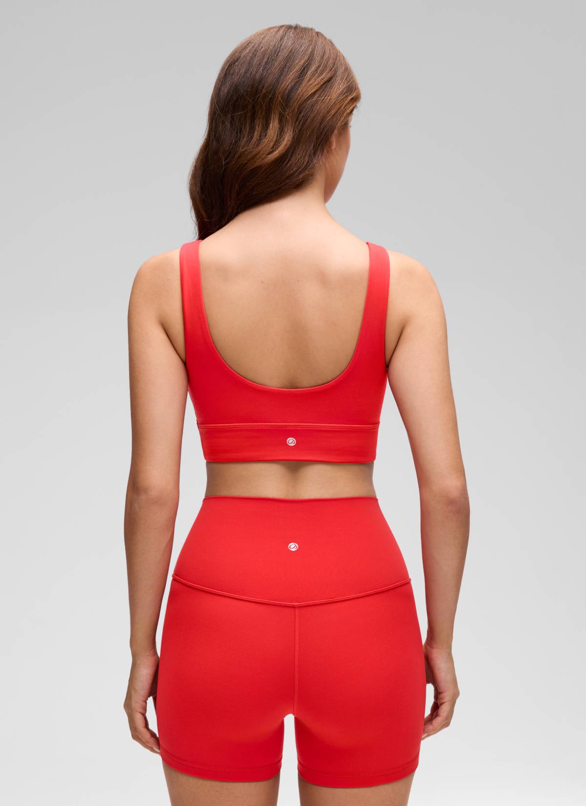 CRZ YOGA Yoga para sa Kababaihan na Mababang Suporta Butterluxe Sport Bra U Back Longline Deep Red