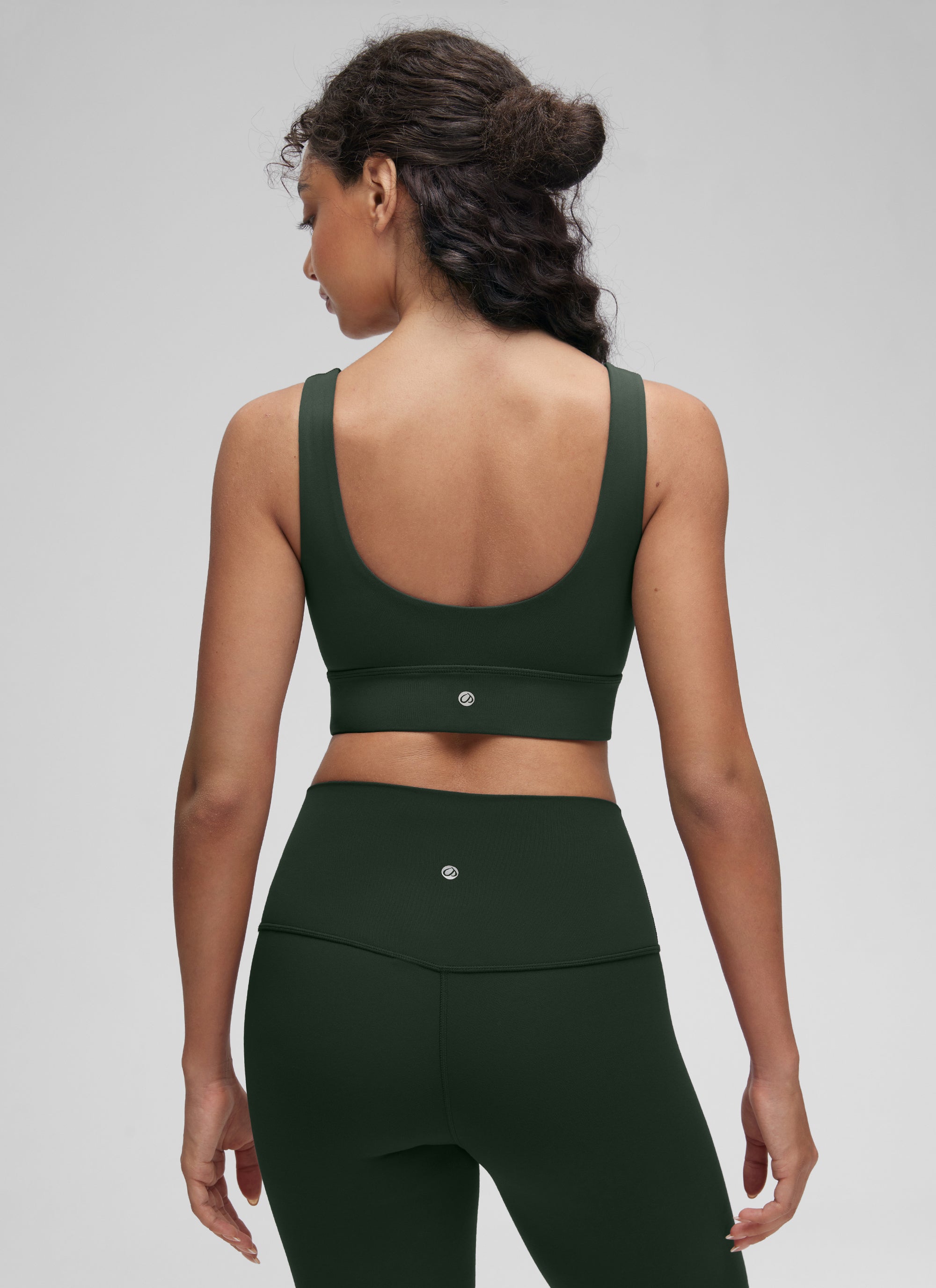 CRZ YOGA Yoga para sa Kababaihan na Mababang Suporta Butterluxe Sport Bra U Back Longline Legend Green
