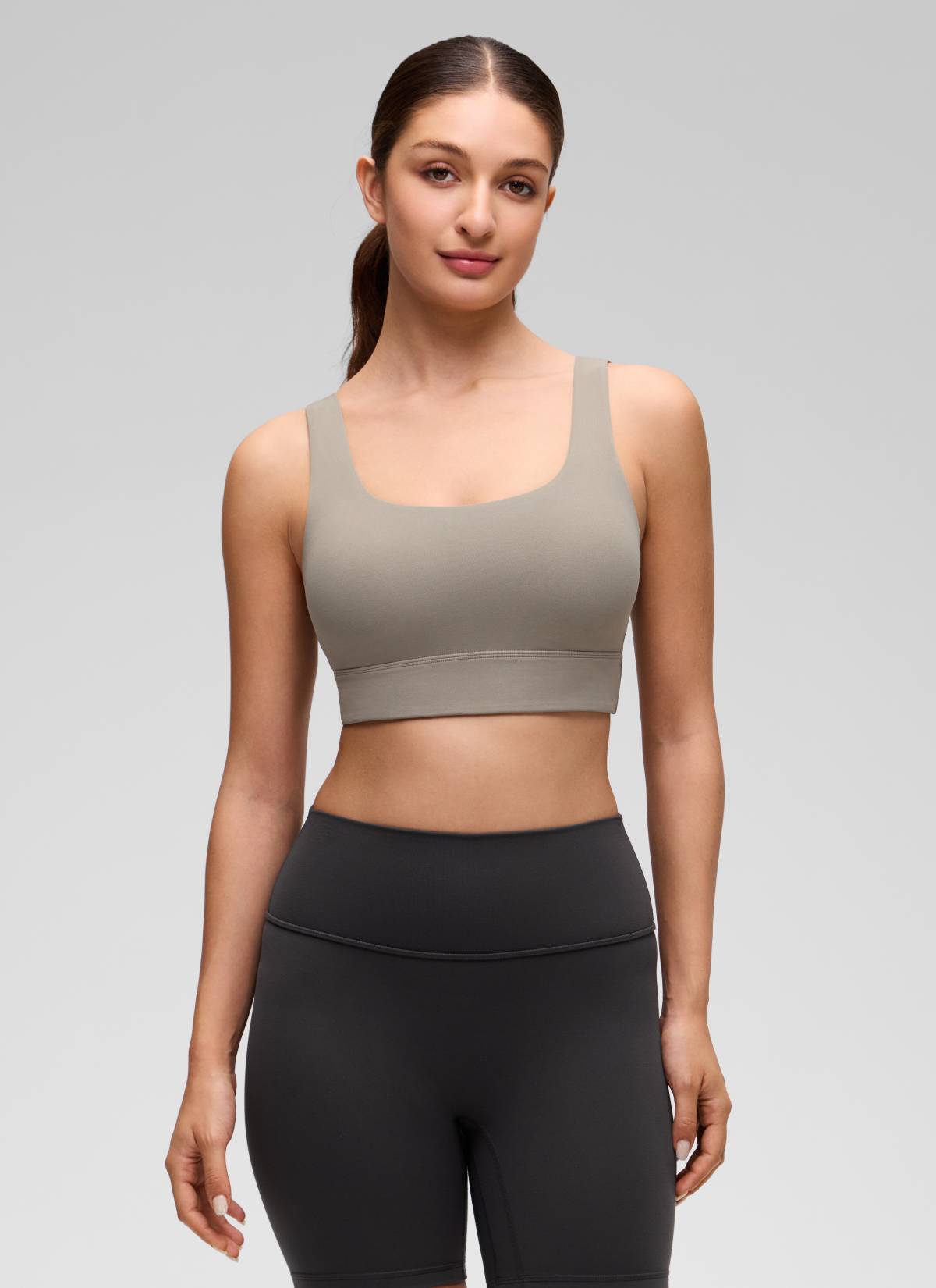 CRZ YOGA Yoga para sa Kababaihan na Mababang Suporta Butterluxe Sport Bra U Back Longline Warm Ash Grey