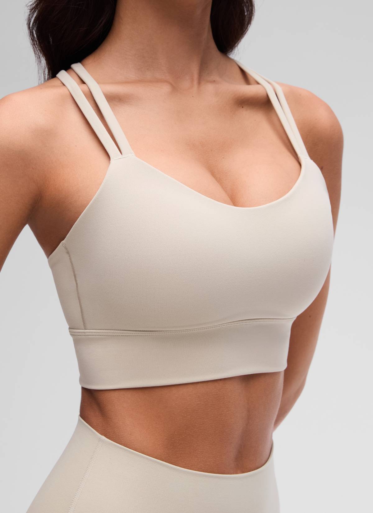 CRZ YOGA Pambabae Butterluxe Strappy Longline Criss Cross Molded Cup Bra Mojave Tan