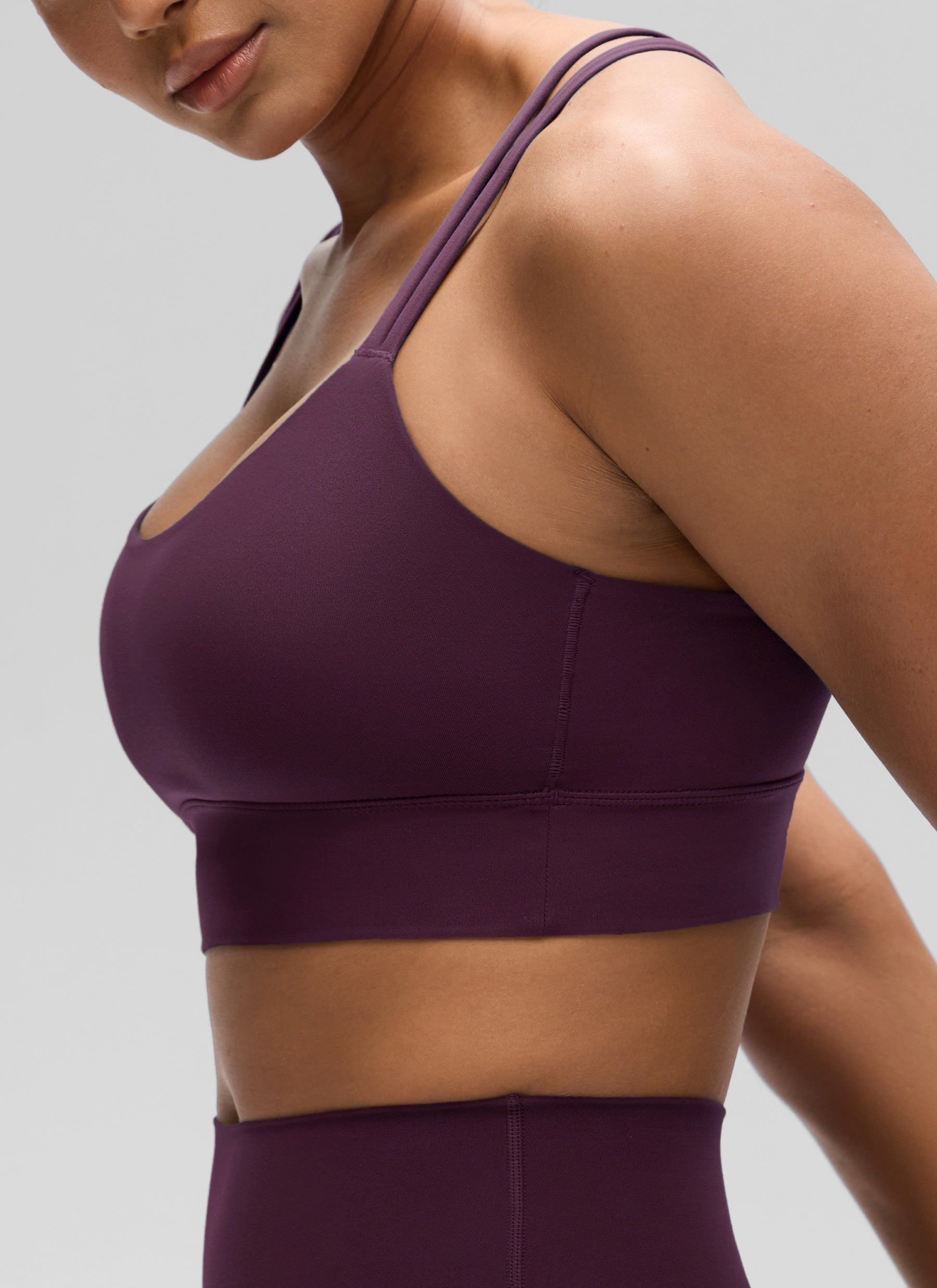 CRZ YOGA Pambabae Butterluxe Strappy Longline Criss Cross Molded Cup Bra Deep Purple