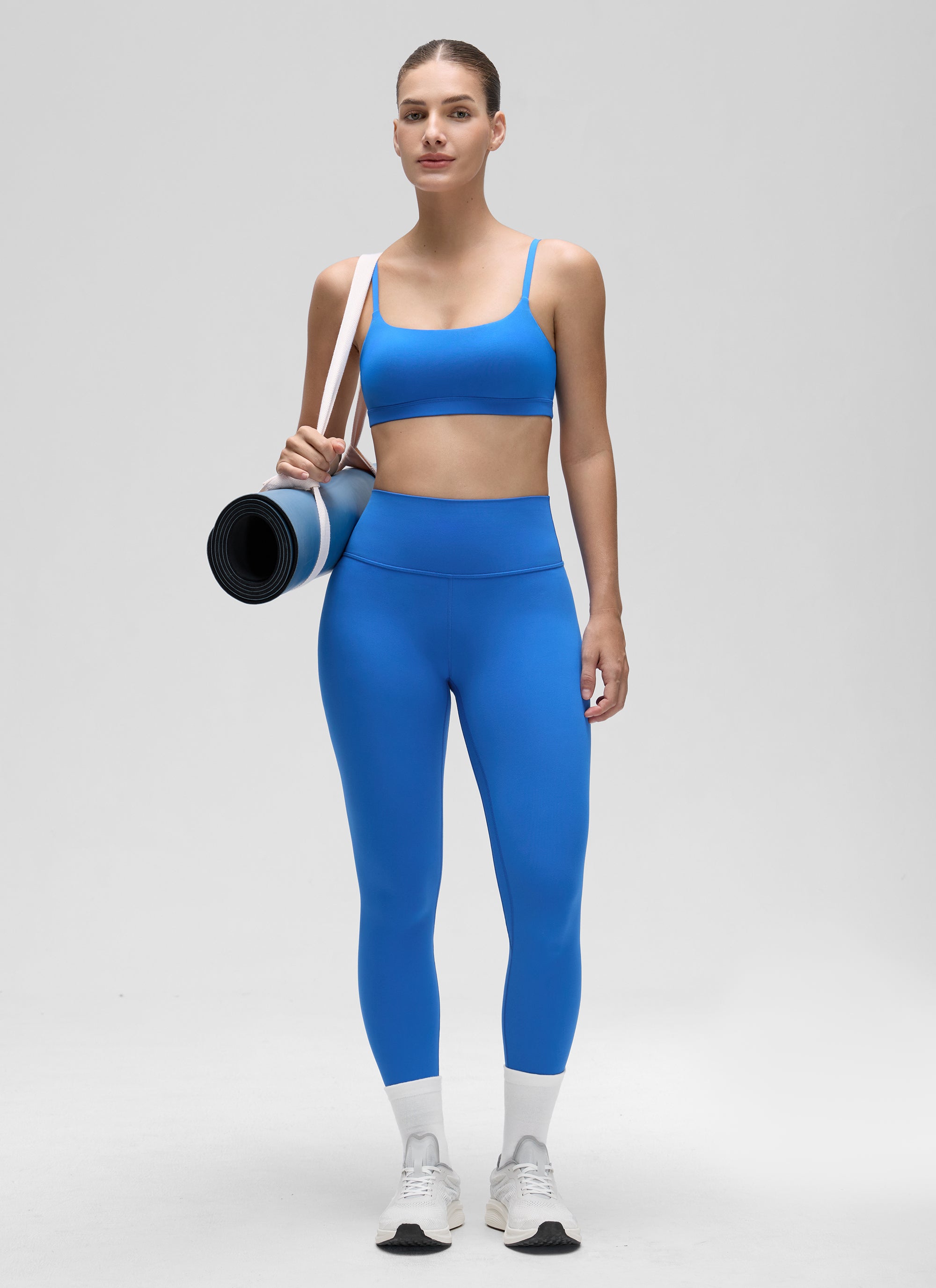 CRZ YOGA Womens Butterluxe Adjustable Spaghetti Strap Scoop Neck Bra Sparkle Blue