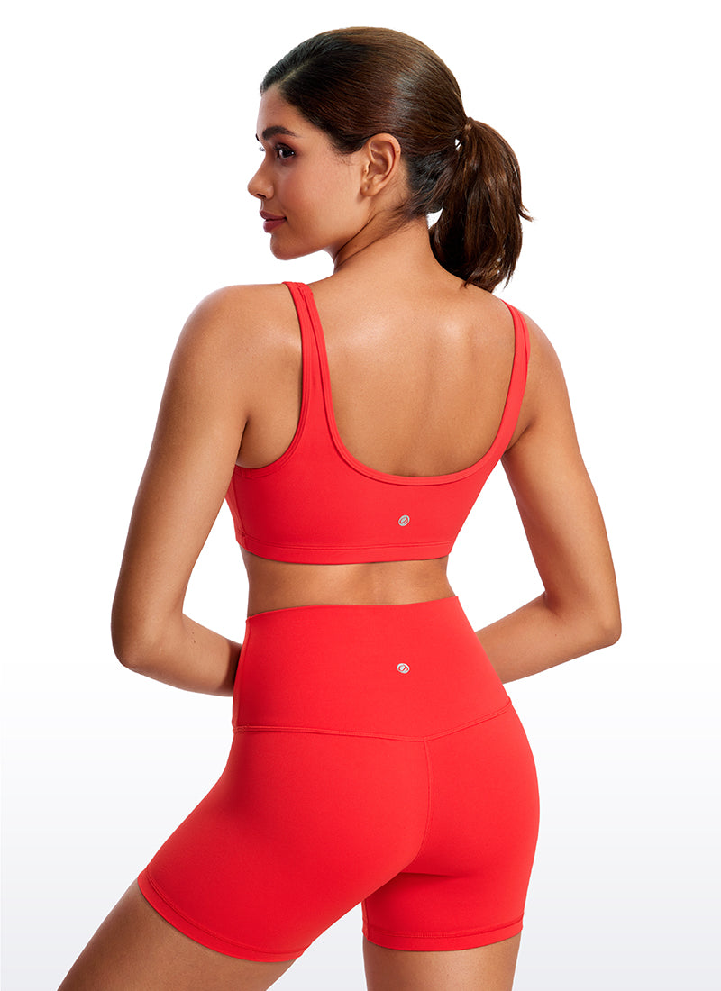 CRZ YOGA Pambabaeng Butterluxe Scoop Neck Cami Padded Mini Bra Deep Red
