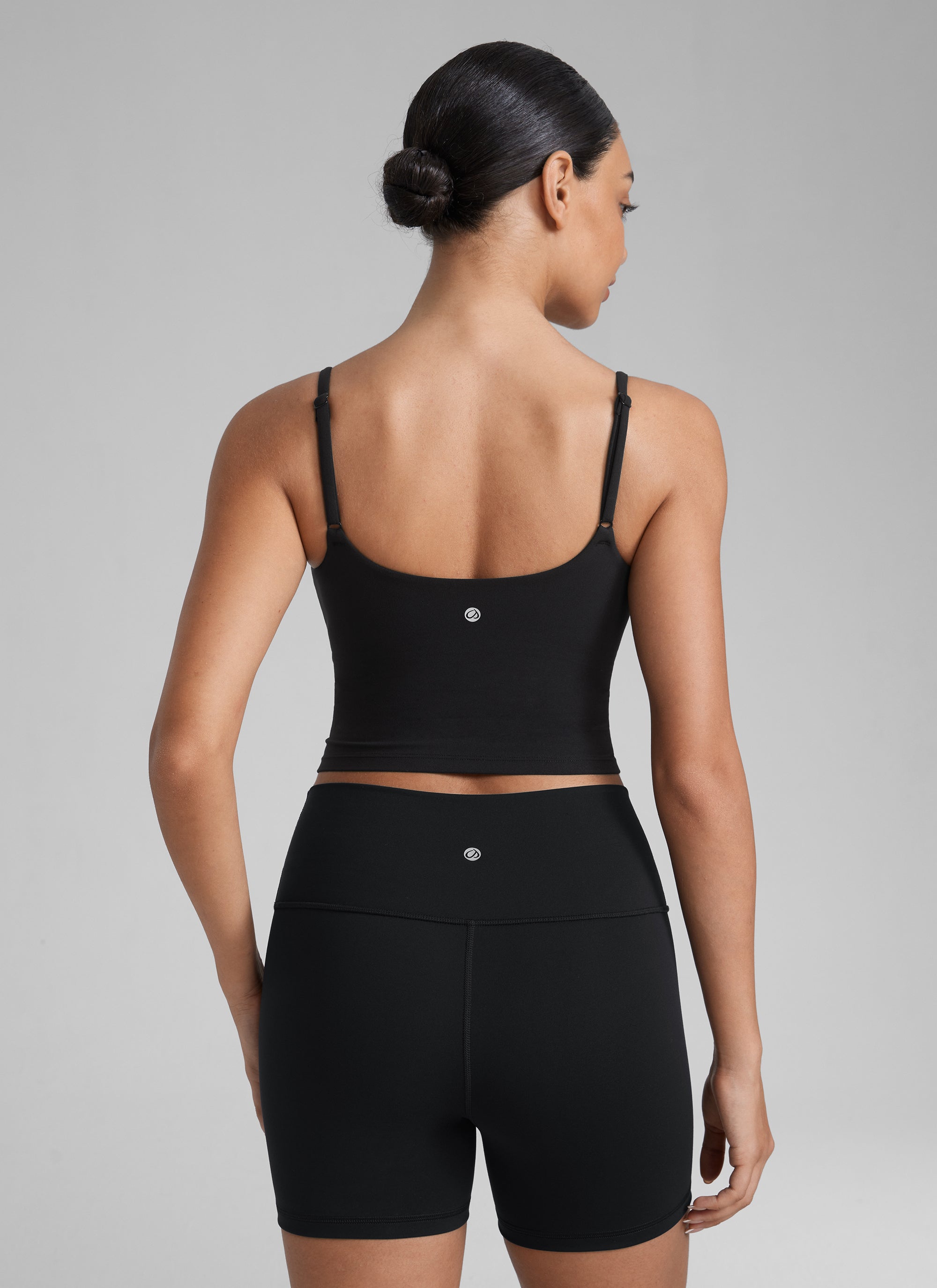 CRZ YOGA Pambabae Butterlift Scoop Neck U Back Yoga Longline Sports Bra Itim