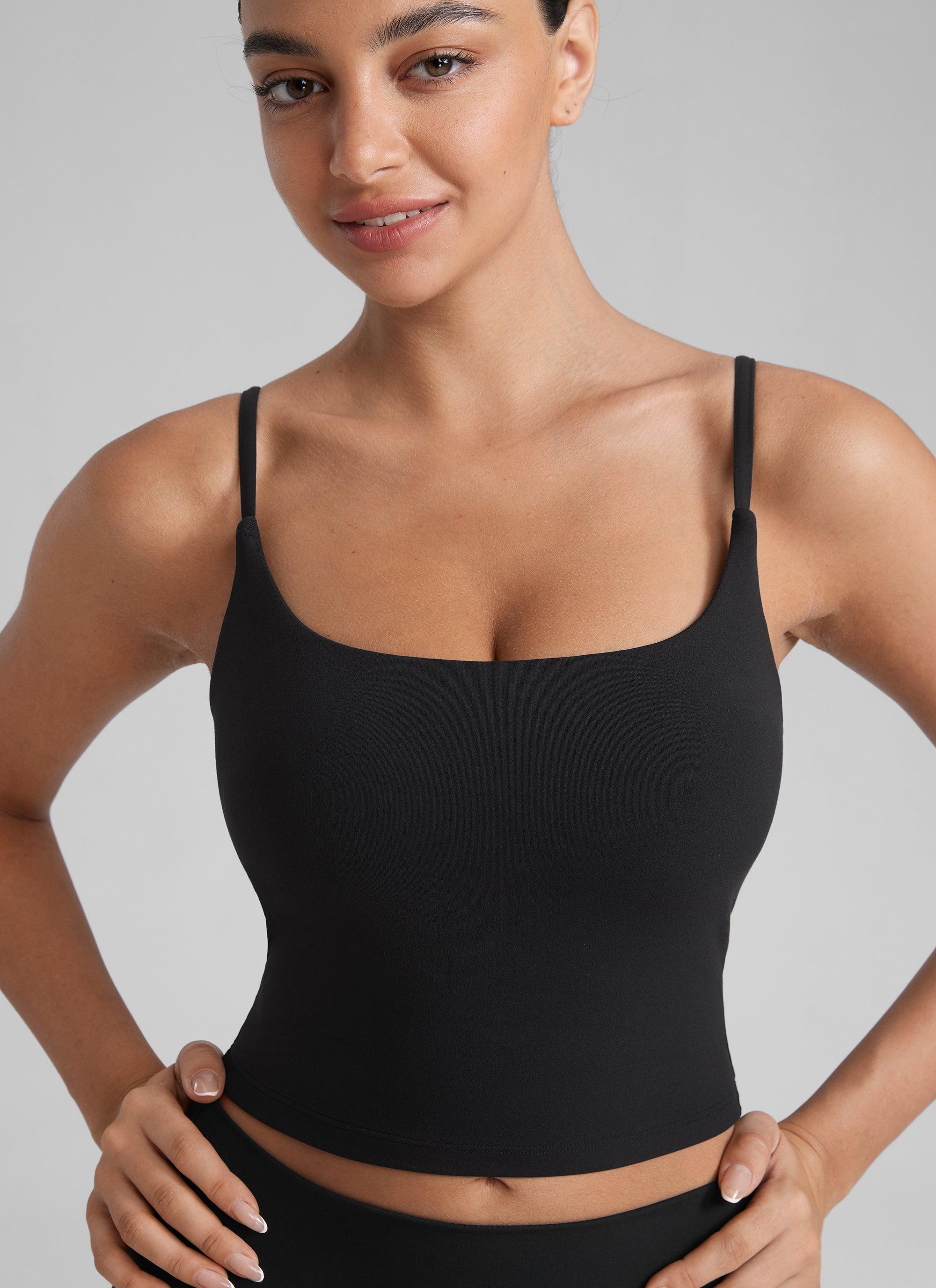 CRZ YOGA Pambabae Butterlift Scoop Neck U Back Yoga Longline Sports Bra Itim