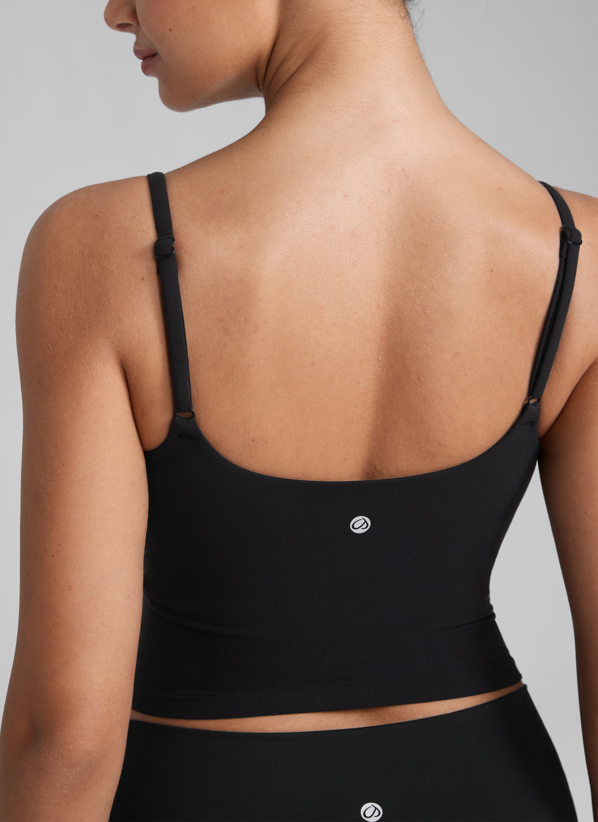 CRZ YOGA Pambabae Butterlift Scoop Neck U Back Yoga Longline Sports Bra Itim