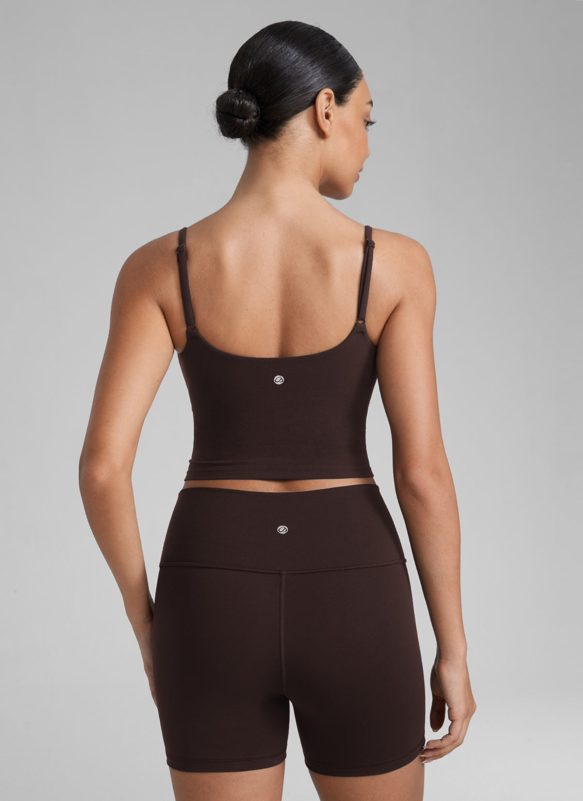 CRZ YOGA Pambabae Butterlift Scoop Neck U Back Yoga Longline Sports Bra Hot Fudge Brown