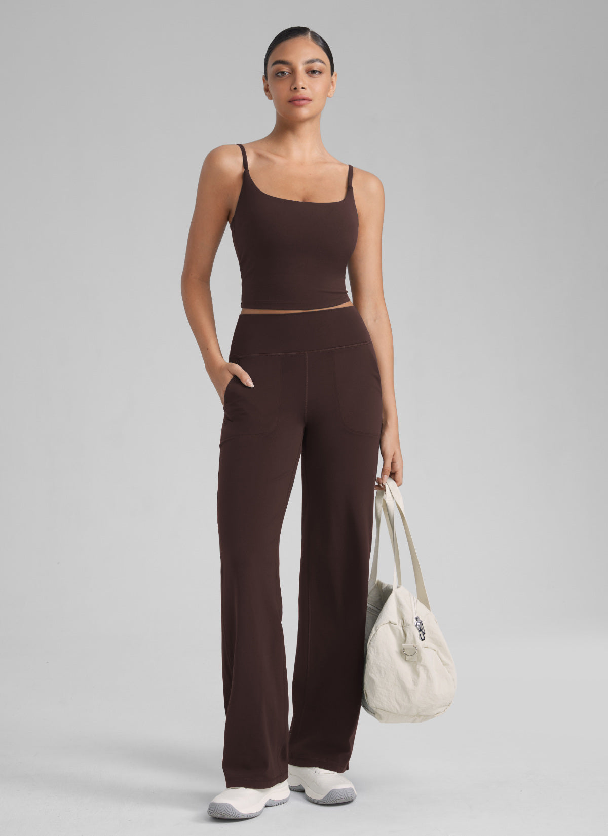 CRZ YOGA Pambabae Butterlift Scoop Neck U Back Yoga Longline Sports Bra Hot Fudge Brown