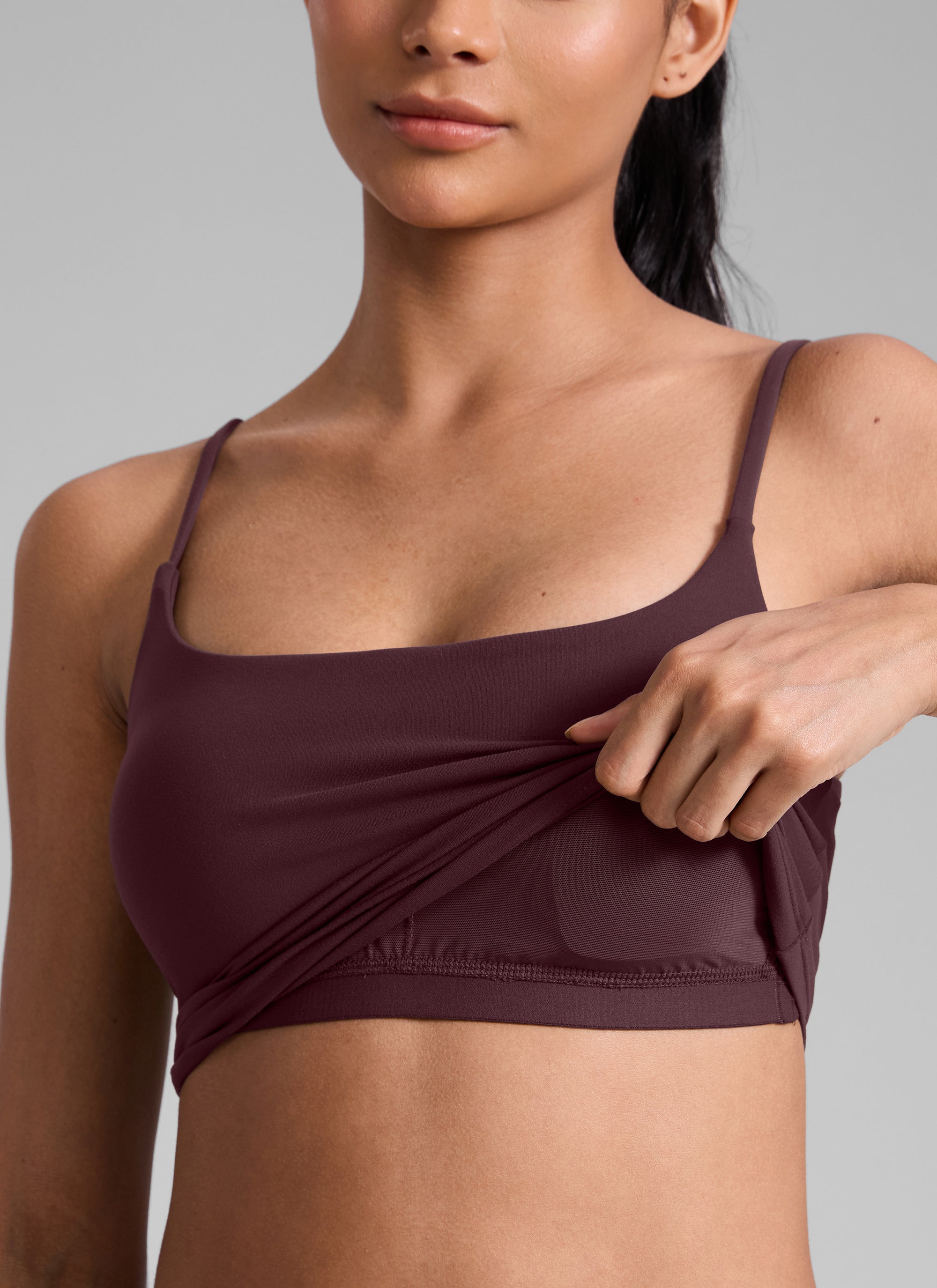 CRZ YOGA Pambabae Butterlift Scoop Neck U Back Yoga Longline Sports Bra Hinog na Plum
