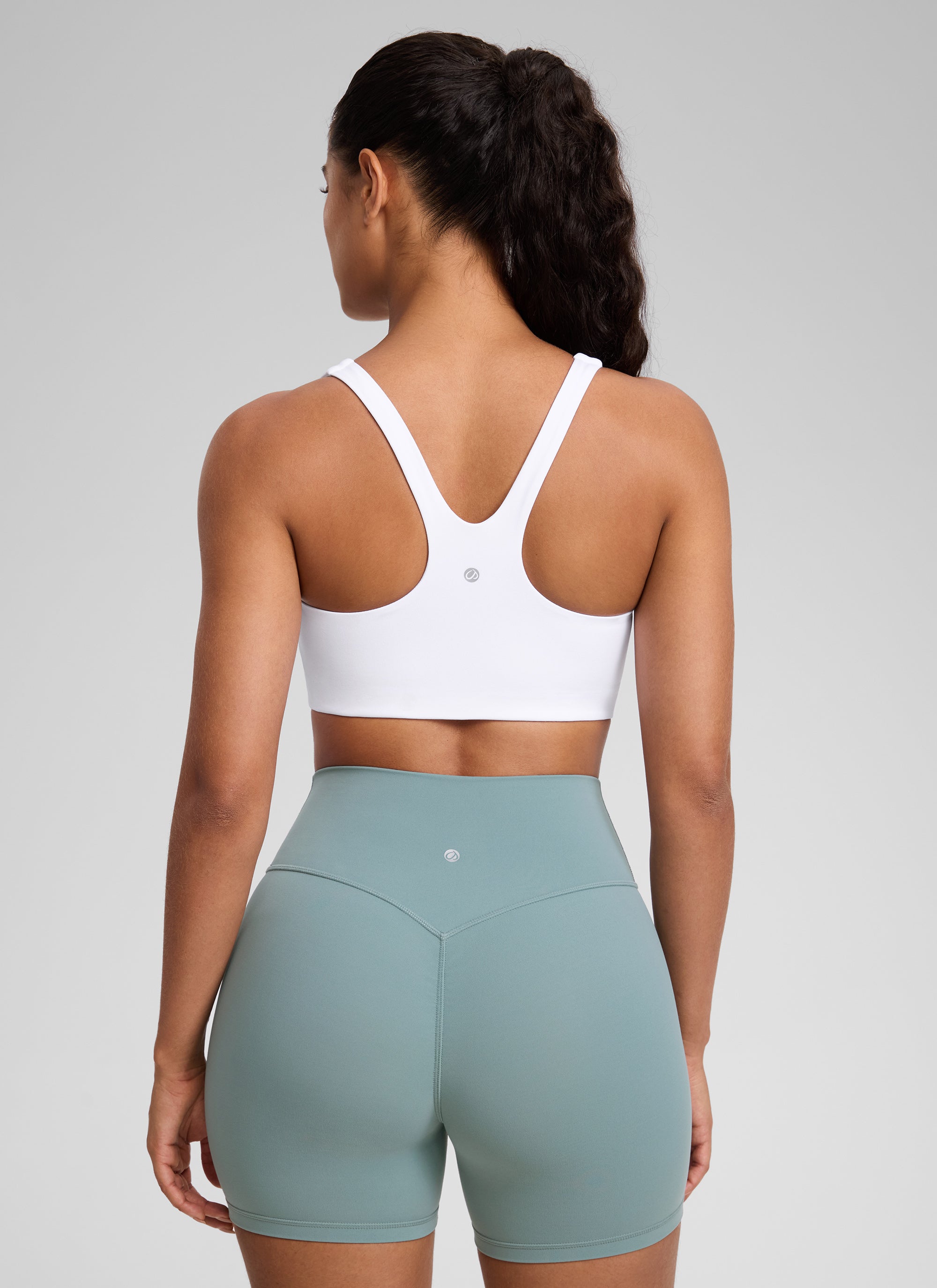 CRZ YOGA Pambabae Butterlift Dobleng Linya ng Square Neck Yoga Sports Bra na Puti