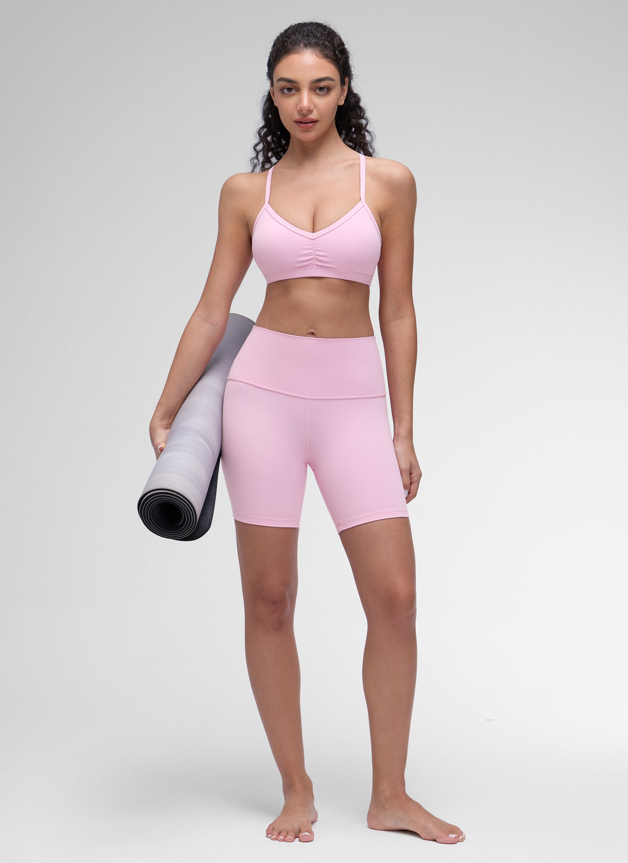 CRZ YOGA Butterluxe Pambabaeng Ruched V Neck Yoga Padded Sports Bra Vita Pink