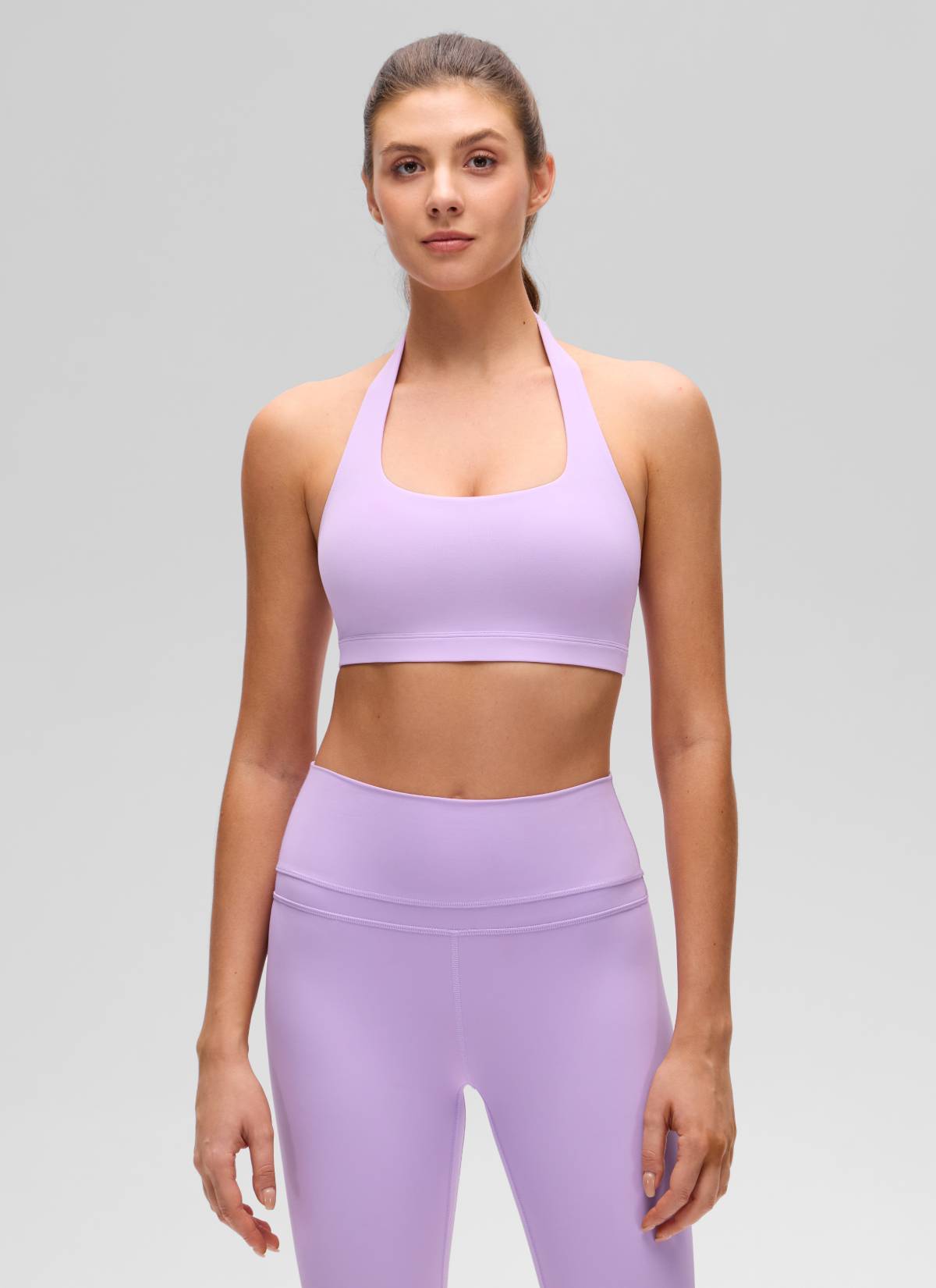 CRZ YOGA Pambabaeng Yoga Scoop Neck Padded Open Back Sports Bras Elfin Purple