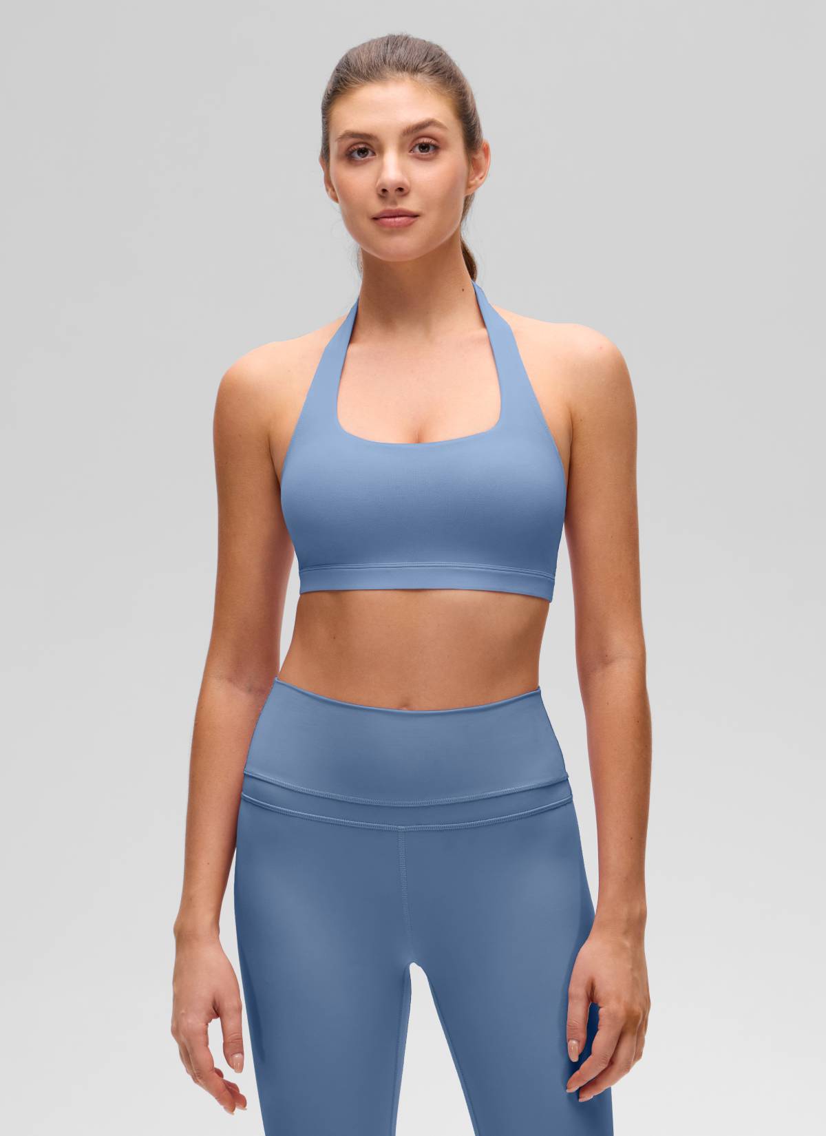 CRZ YOGA Pambabaeng Yoga Scoop Neck Padded Open Back Sports Bras Oasis Blue