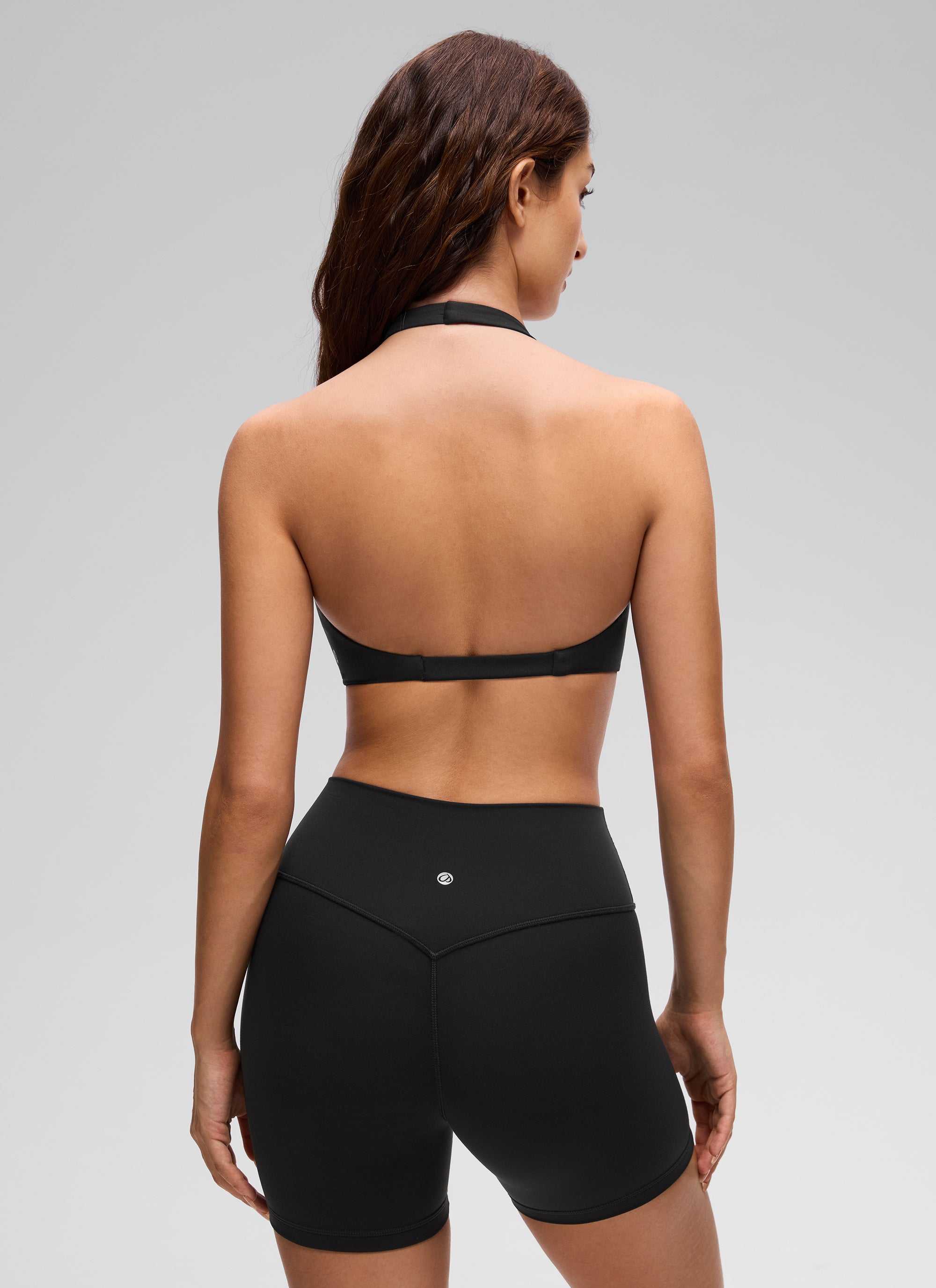 CRZ YOGA Pambabae Butterluxe Yoga V Neck Crop Double Lined Sports Bra Itim