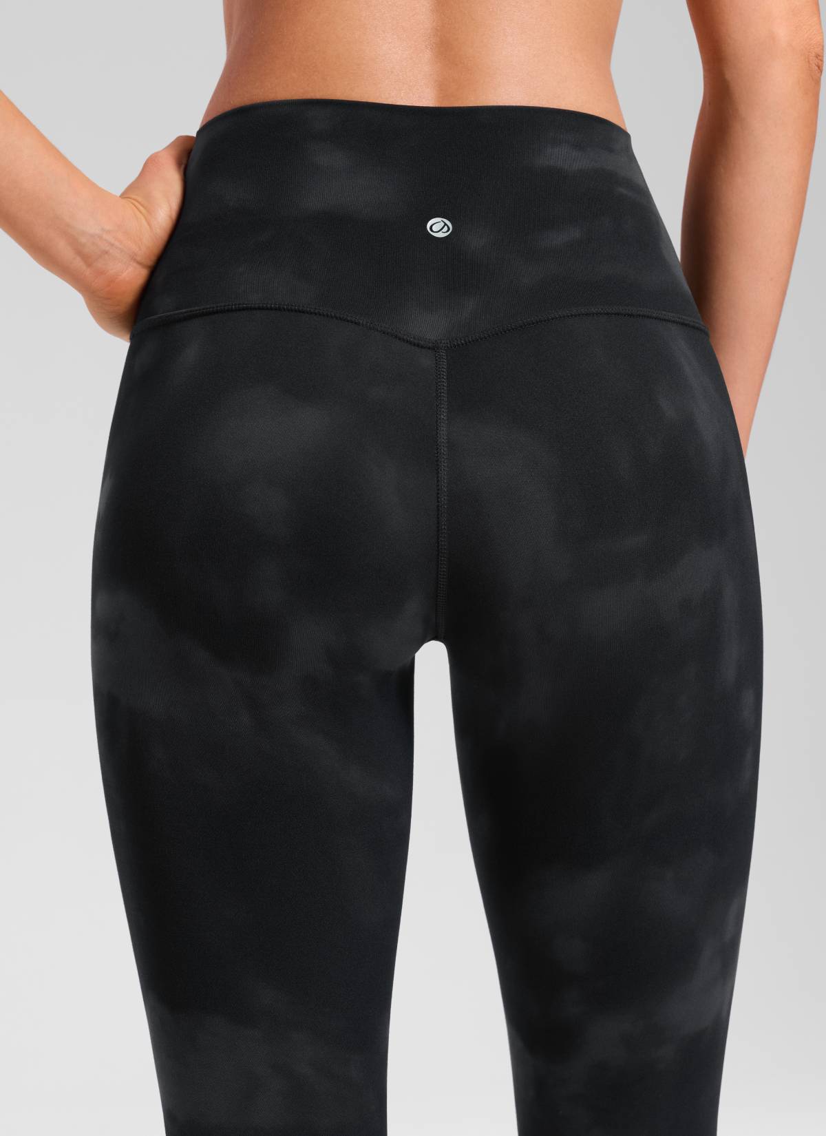 CRZ YOGA Mataas na Lugar ng Yoga Lounge para sa Kababaihan Butterluxe Yoga Leggings na 23'' Itim na Tie Dye na Bulaklak