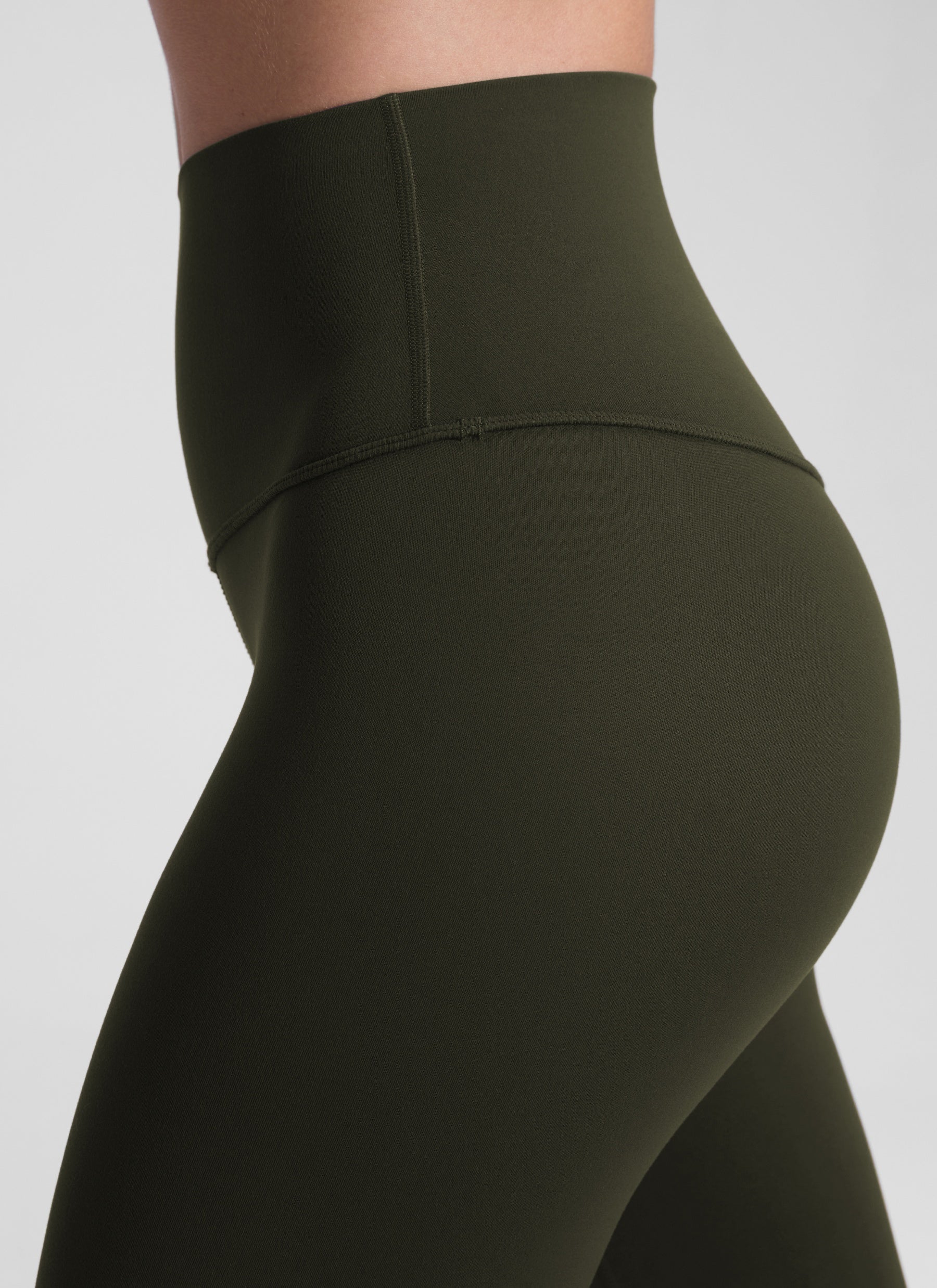 CRZ YOGA Mataas na Lugar ng Yoga Lounge para sa Kababaihan Butterluxe Yoga Leggings 30'' Olive Green