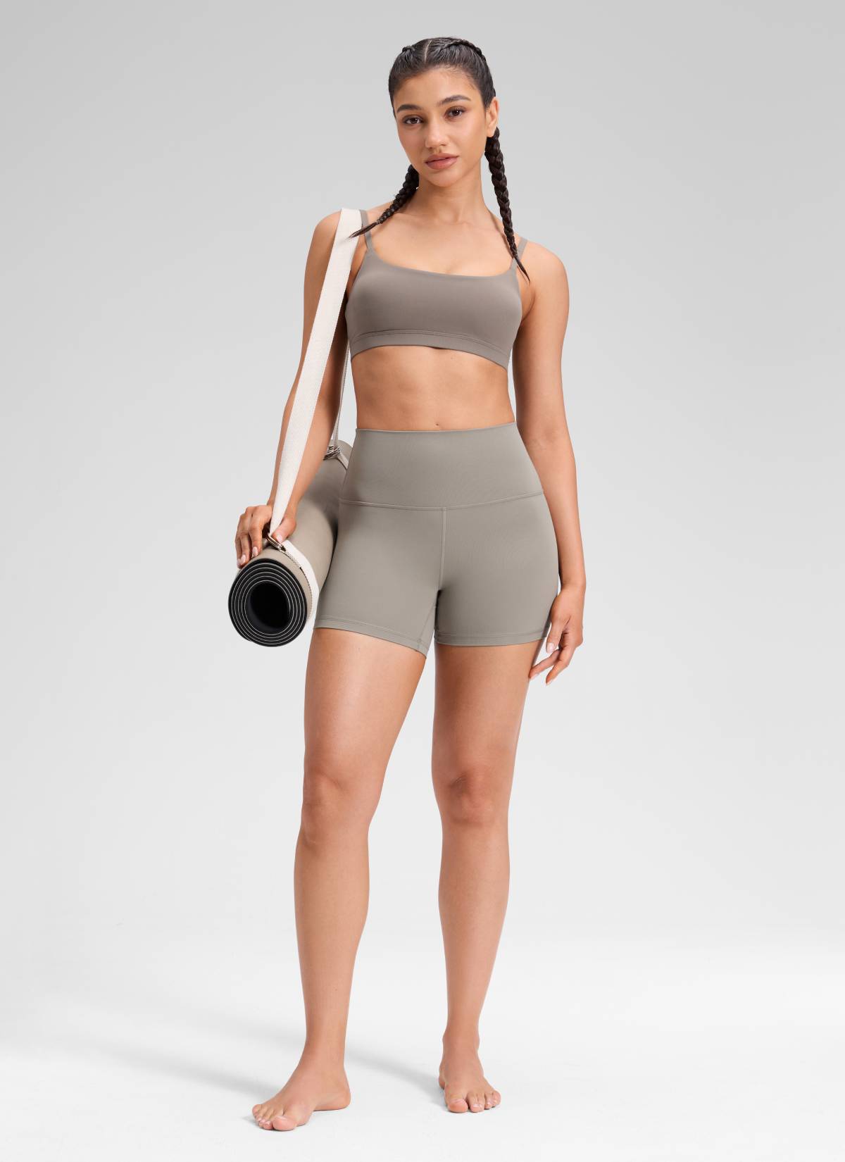 CRZ YOGA Pambabaeng Yoga High Rise Biker Shorts Butterluxe Shorts na 4'' Warm Ash Grey