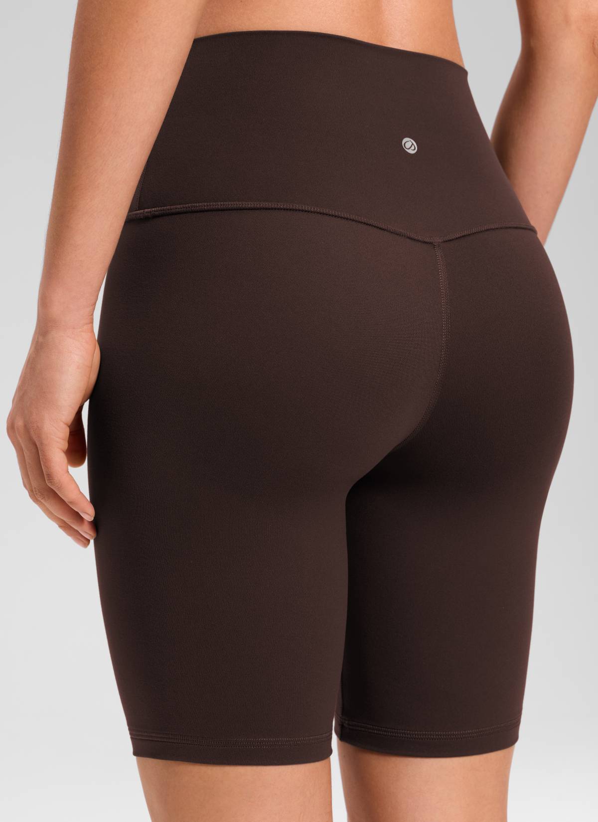 CRZ YOGA Mataas na Lugar ng Yoga para sa Kababaihan Butterluxe Mahabang Biker Shorts 8'' Hot Fudge Brown