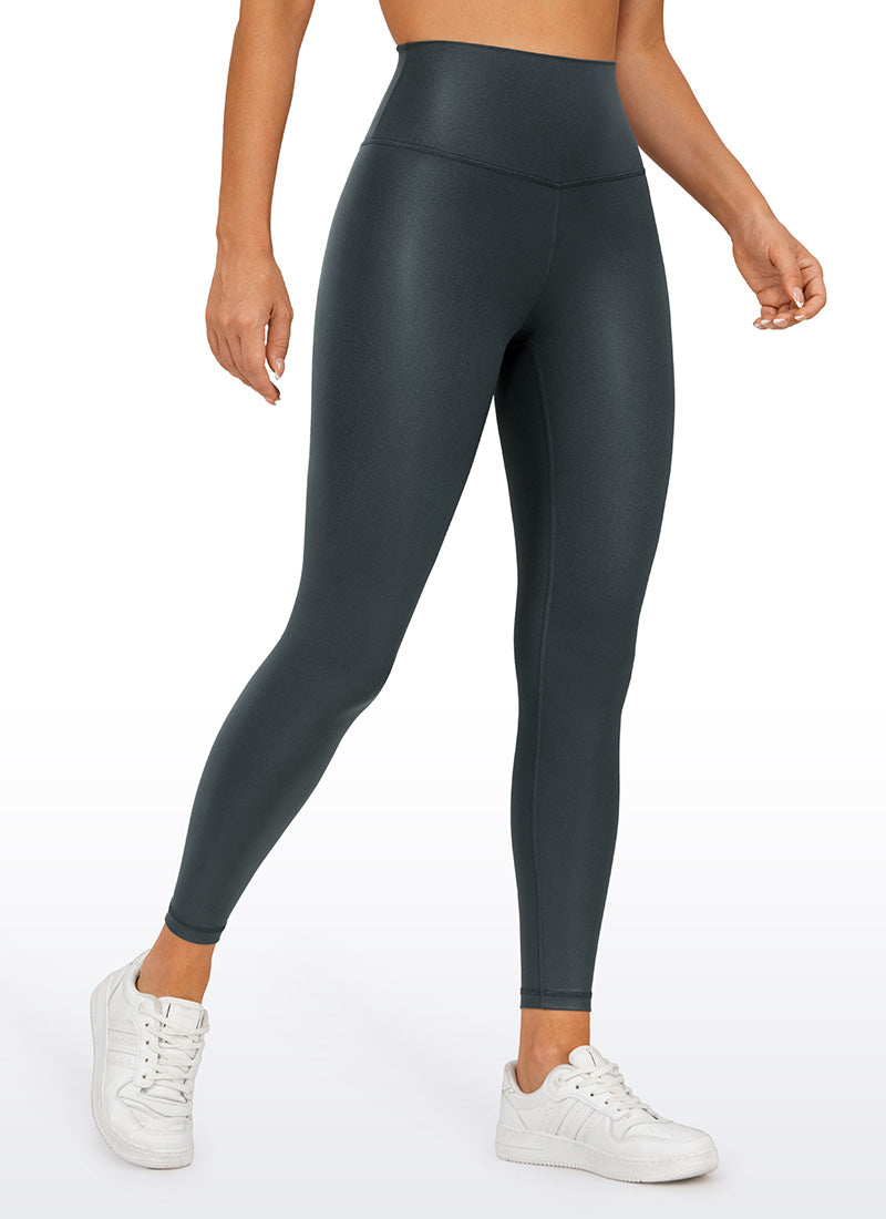 CRZ YOGA Babae Butterluxe Matte na Pekeng Leather na Leggings na 25'' Melanite Classic
