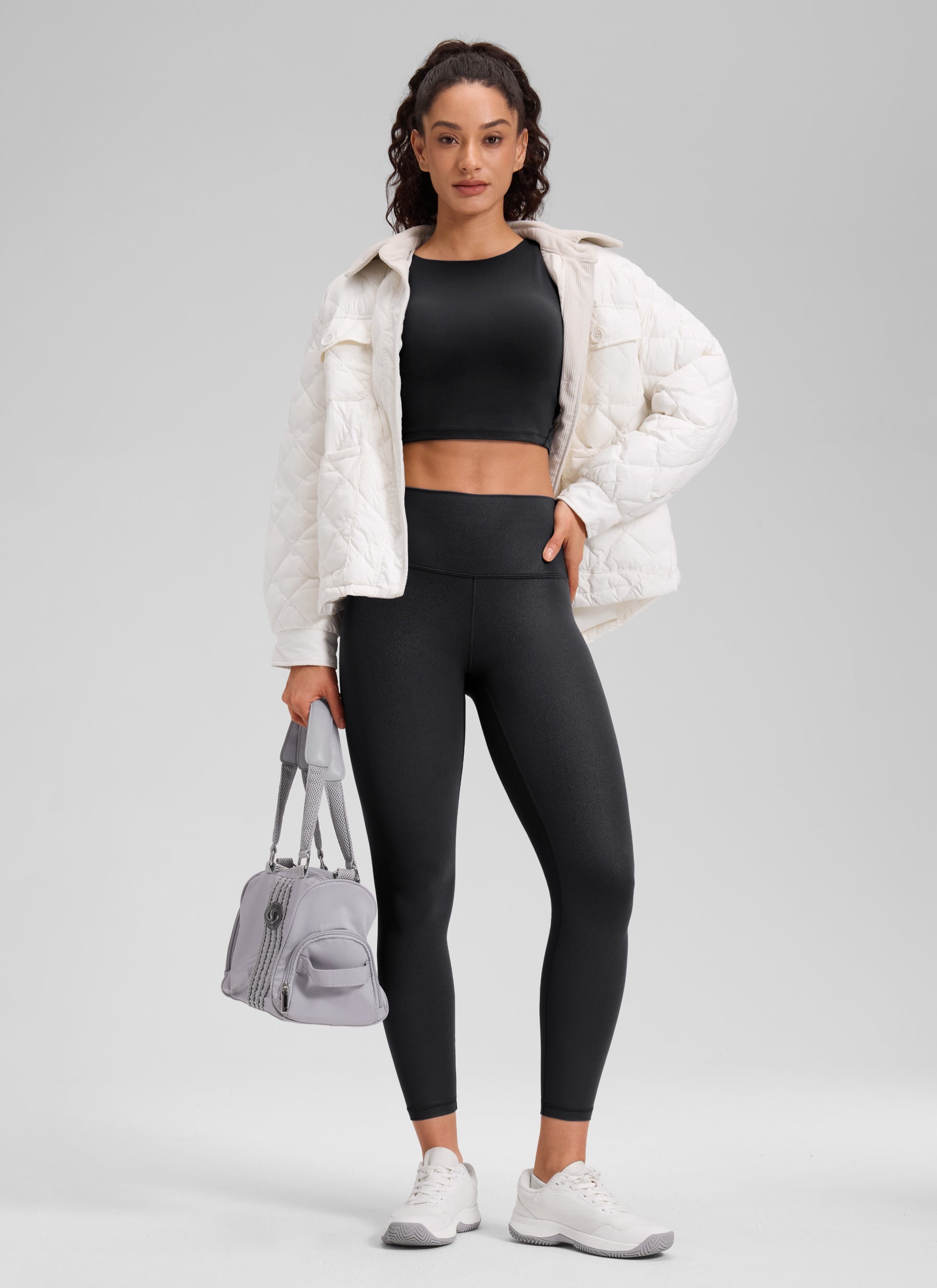 CRZ YOGA Babae Butterluxe Matte na Pekeng Leather na Leggings na may 25'' na Disenyong Itim na Foil