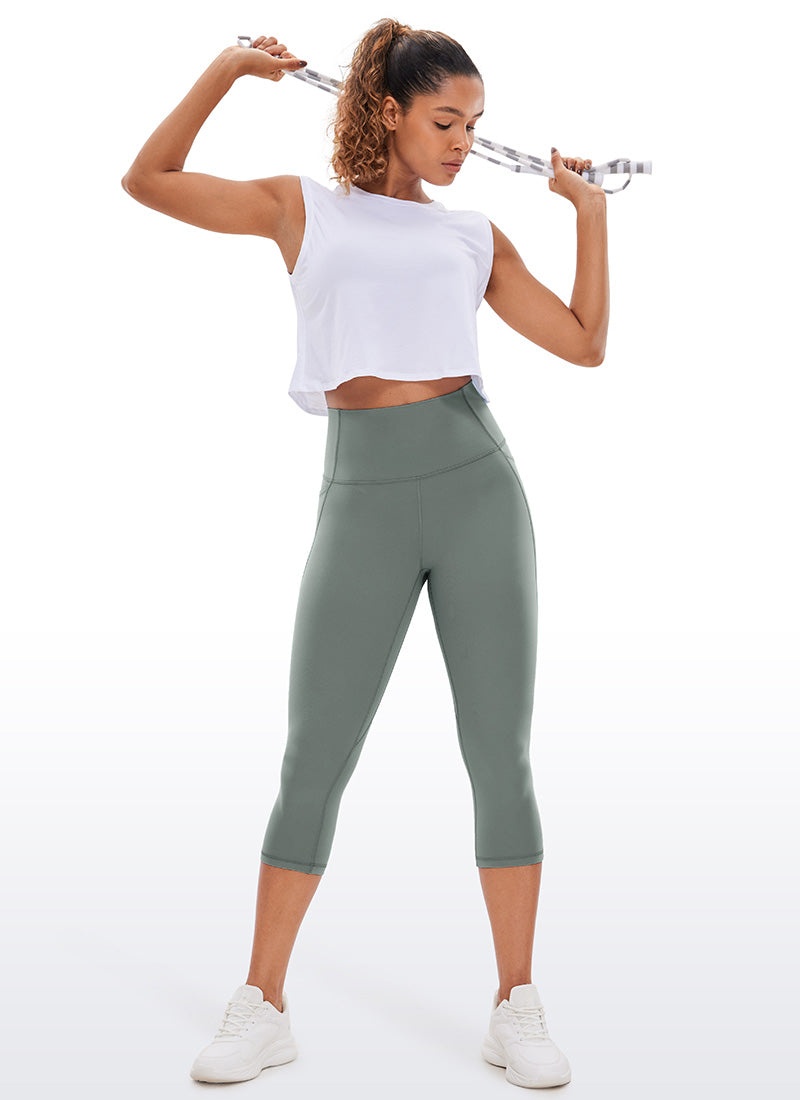 CRZ YOGA Pambabae Butterluxe Mga Capri Leggings na may Mataas na Baywang na may Bulsa, 19'' na Kulay Abo at Sage