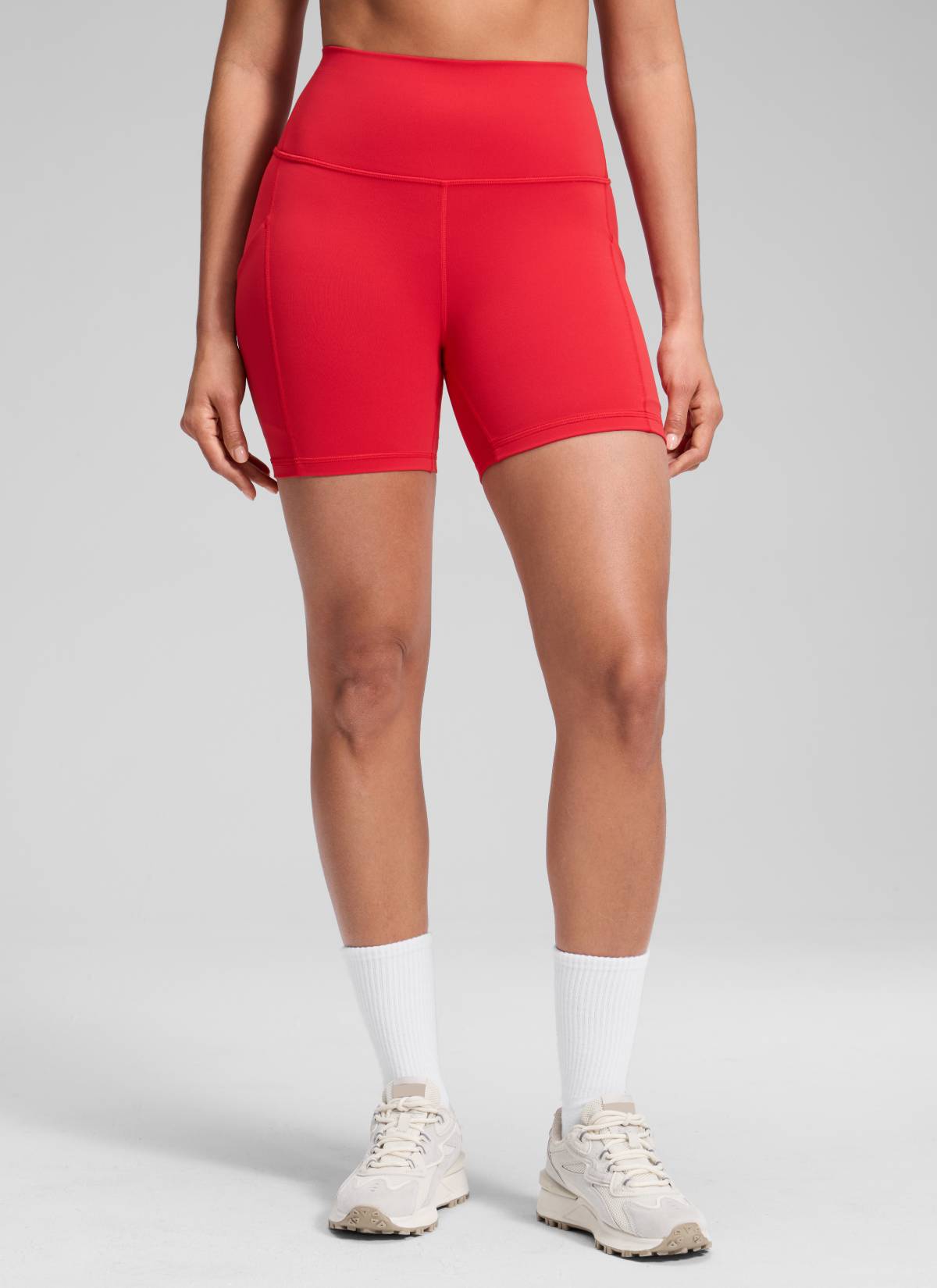 CRZ YOGA Pambabaeng Yoga High Rise Biker Butterluxe Shorts na may Bulsa 5'' Aurora Red