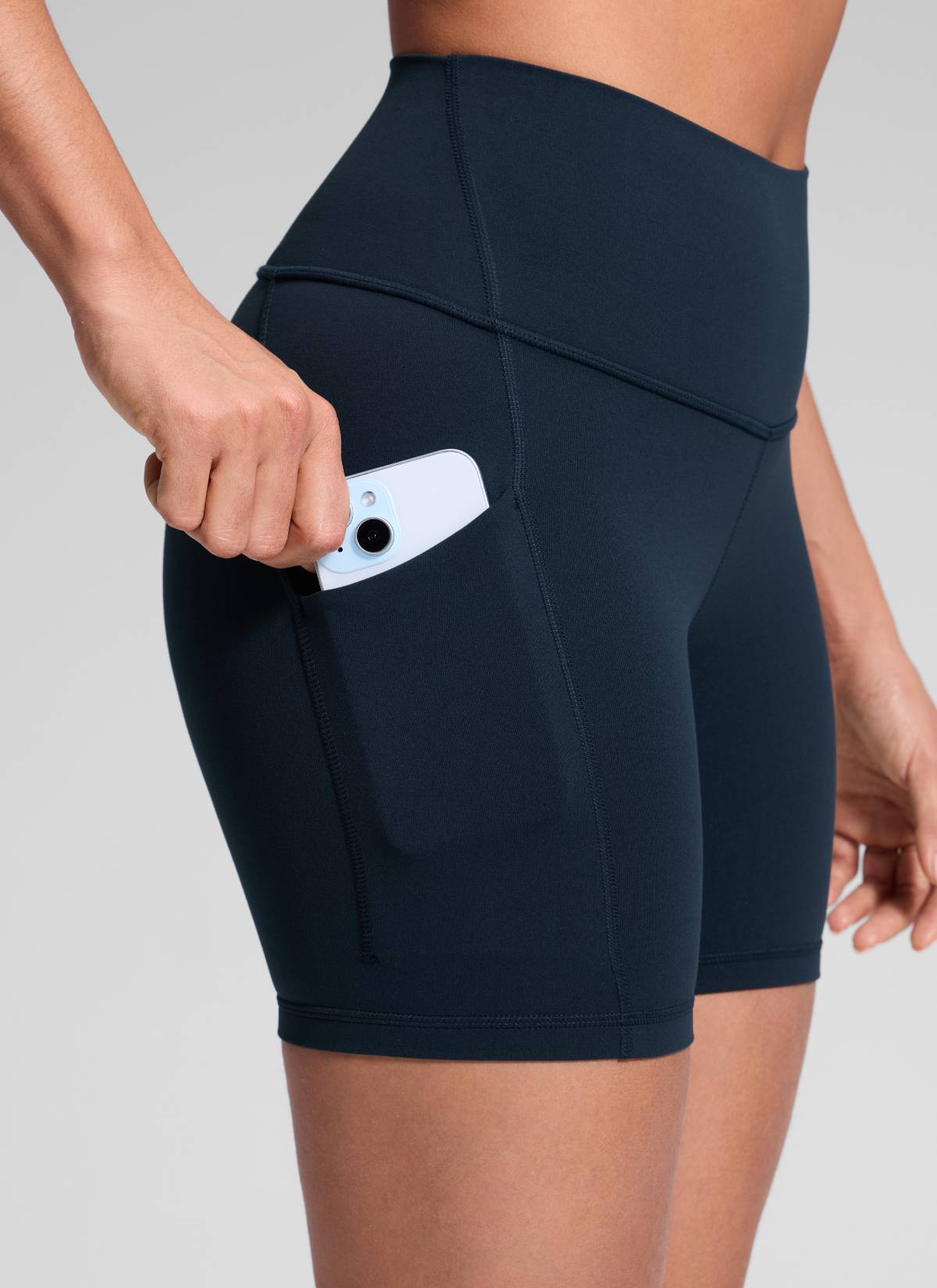 CRZ YOGA Pambabaeng Yoga High Rise Biker Butterluxe Shorts na may Bulsa 5'' True Navy