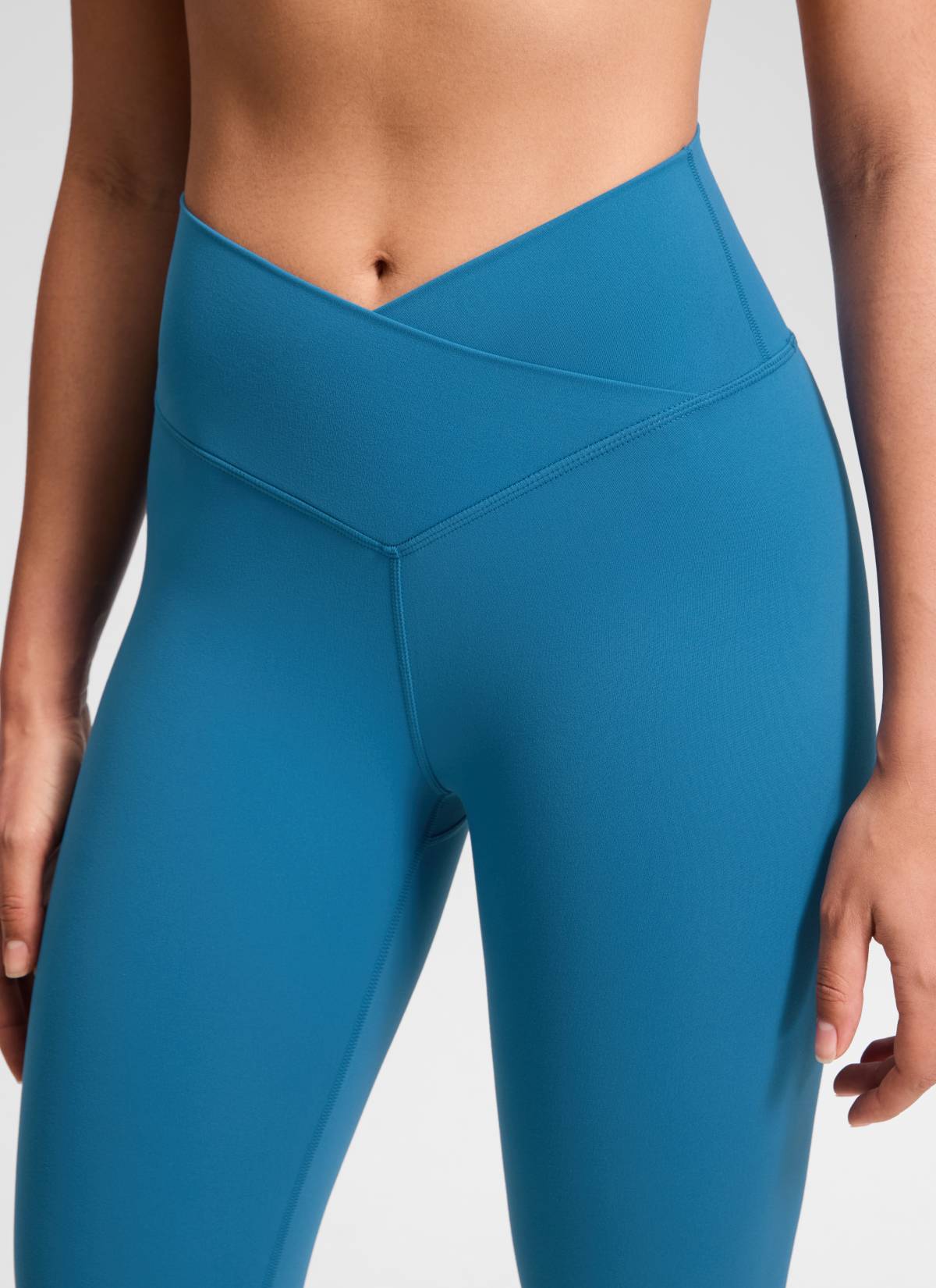 CRZ YOGA Mataas na Sapatos para sa Kababaihan Butterluxe Yoga Leggings 25'' V Cross Waist Super-sonic Blue
