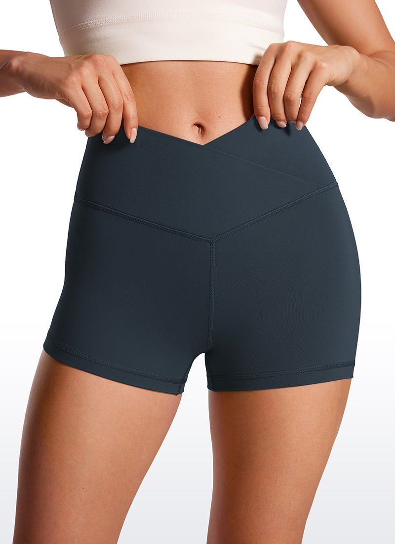 CRZ YOGA Mataas na Sapatos para sa Kababaihan Butterluxe V Cross Waist Biker Shorts 3'' True Navy