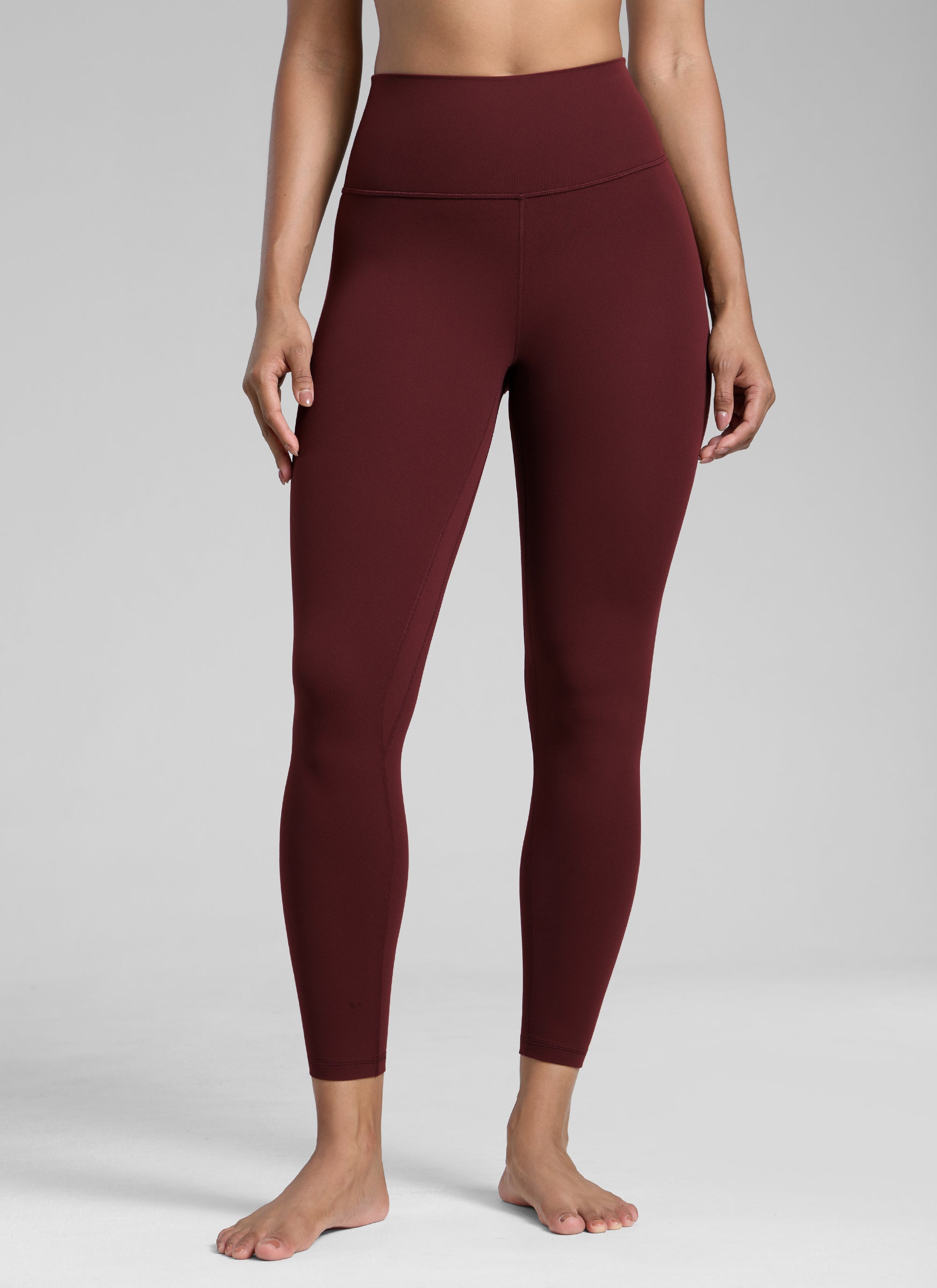 CRZ YOGA Pambabaeng Pag-eehersisyo Mataas na Pagtaas Butterlift Yoga Leggings 25'' Pulang Merlot