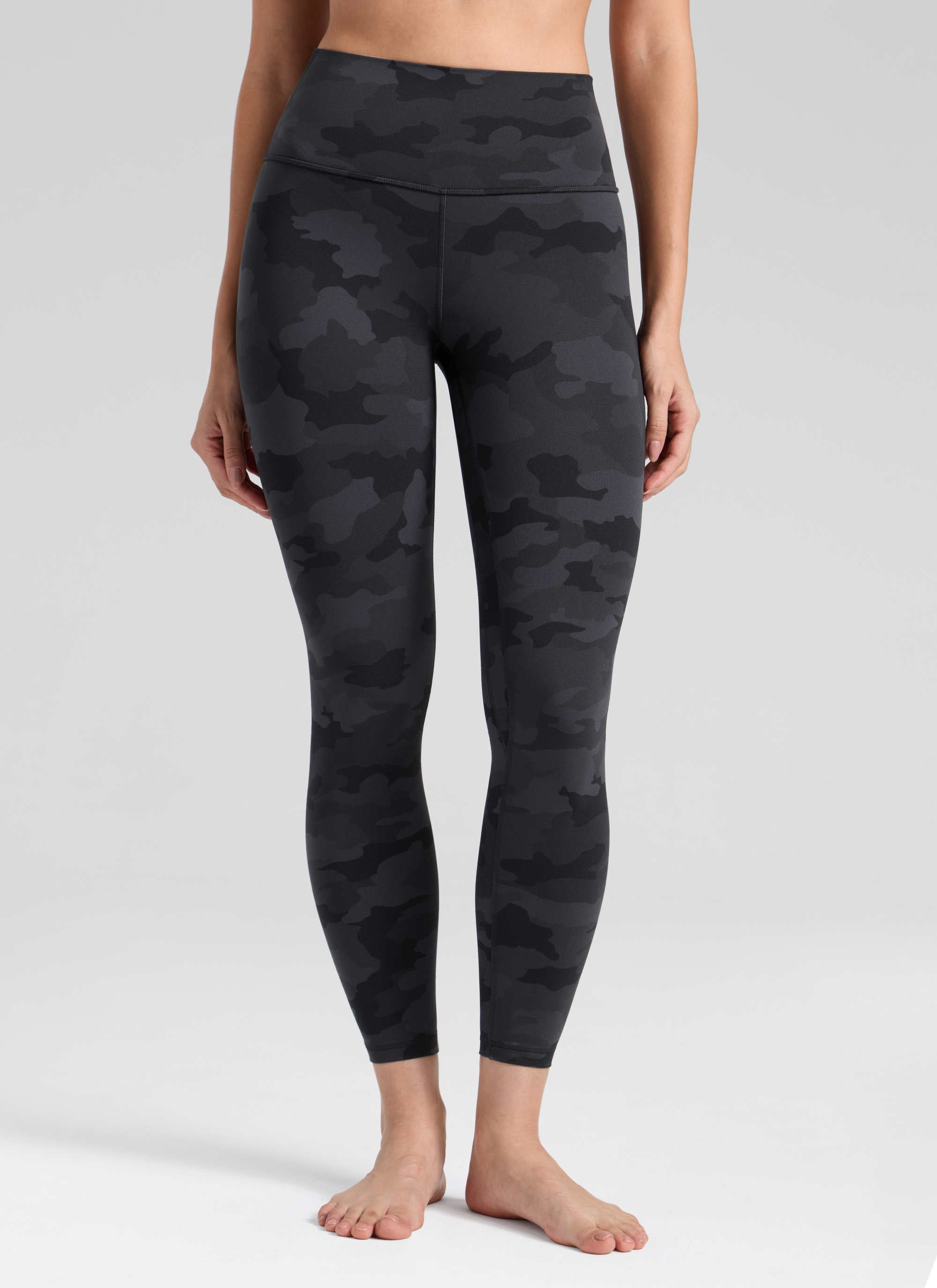 CRZ YOGA Pambabaeng Pag-eehersisyo Mataas na Pagtaas Butterlift Yoga Leggings 25'' Madilim na Abong Camouflage 2