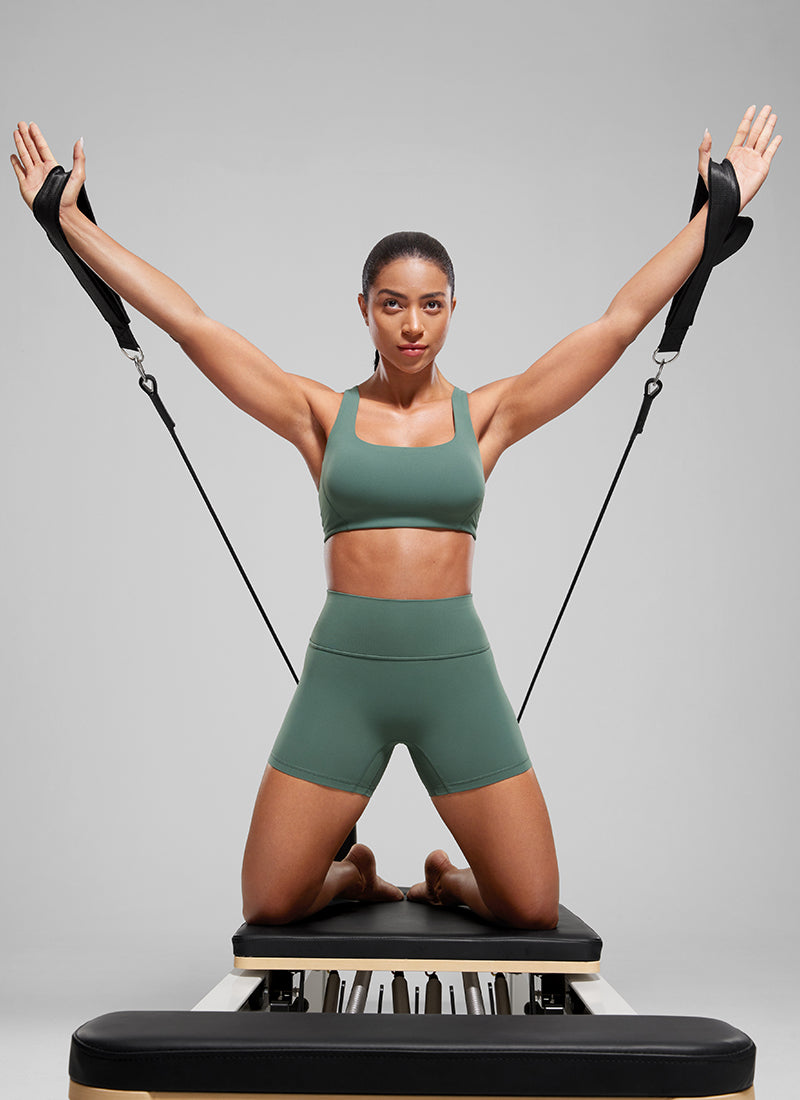 CRZ YOGA Pambabae Butterlift Scrunch Butt Atheletic Workout Biker Shorts Dark Forest Green