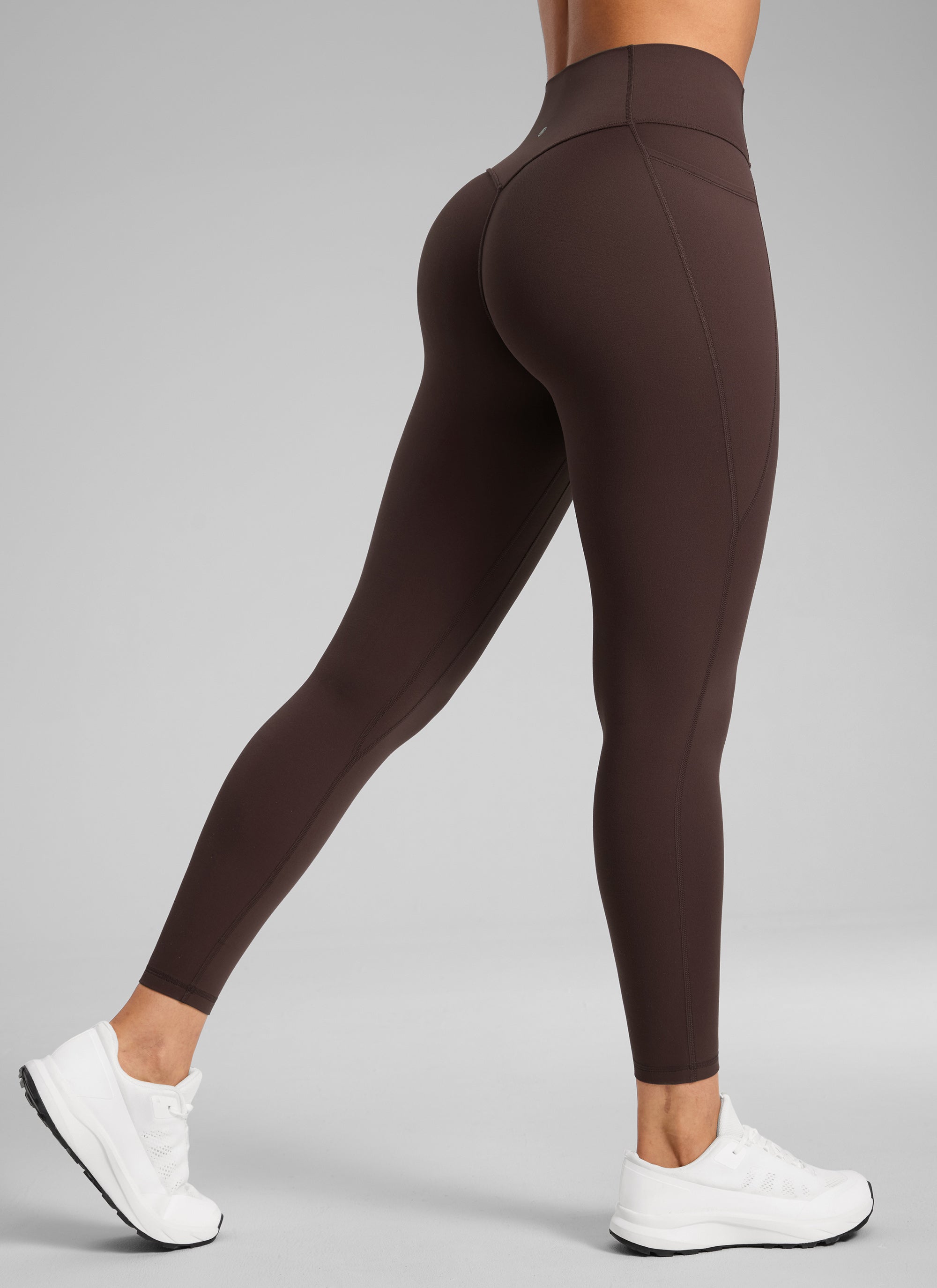CRZ YOGA Pambabae Butterlift Mataas na Nakataas na Walang Tahi sa Harap na Pocket Legging Hot Fudge Brown
