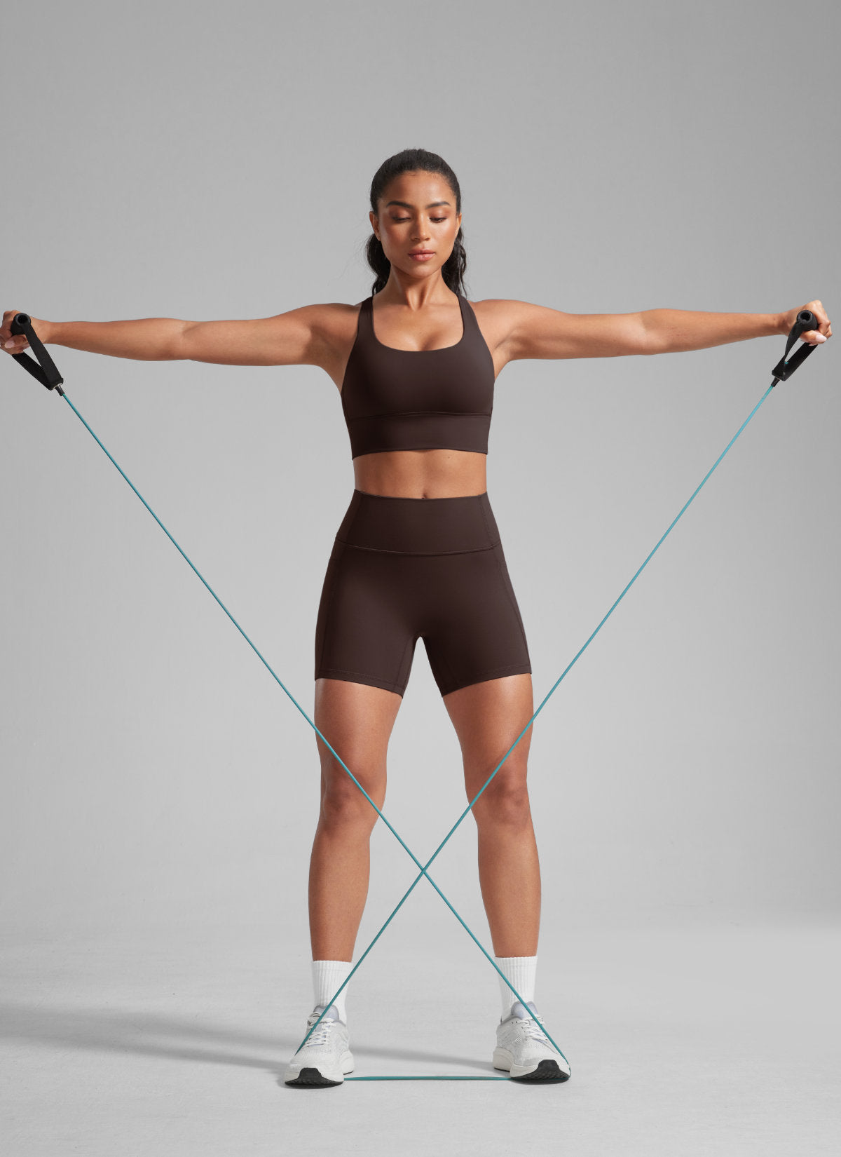 CRZ YOGA Butterlift Pambabaeng Slunch Butt No Front Seam Pocket Biker Shorts 5'' Hot Fudge Brown