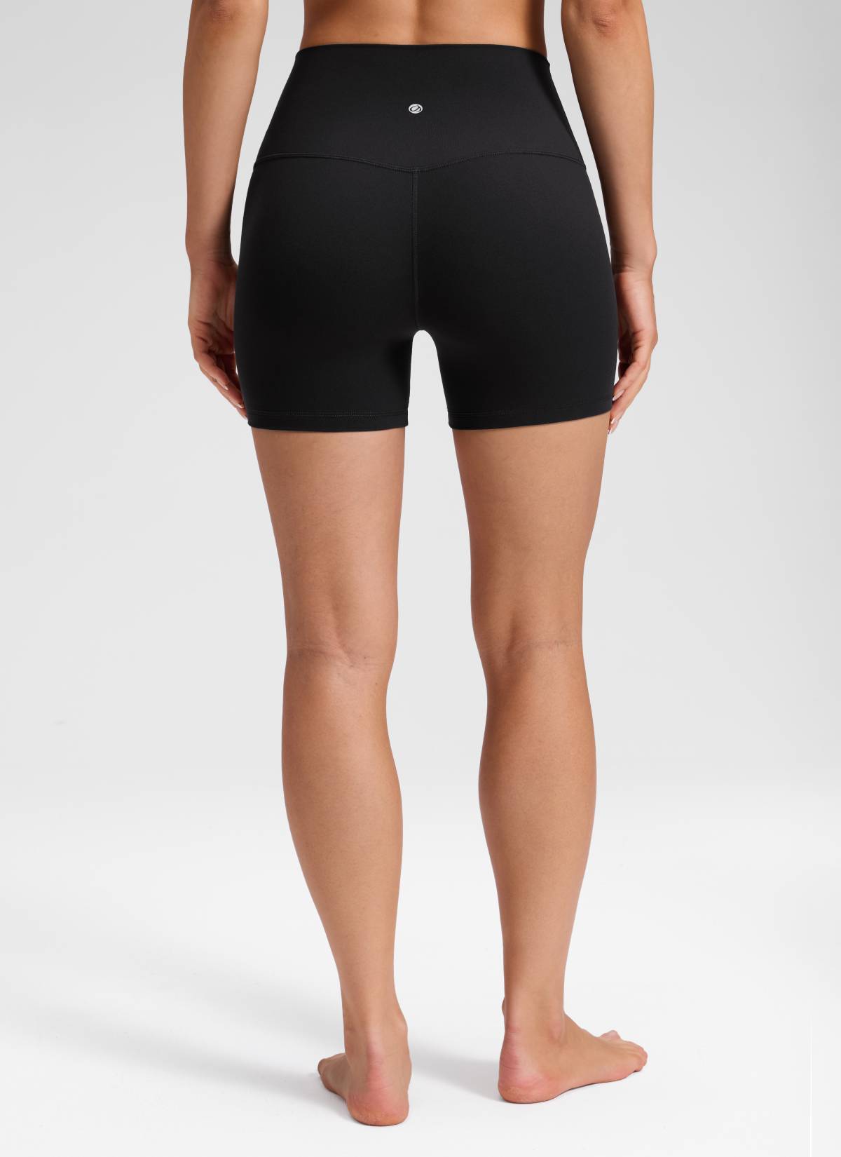 CRZ YOGA Pambabae Butterluxe Yoga High Rise No Front Seam Shorts 4'' Itim