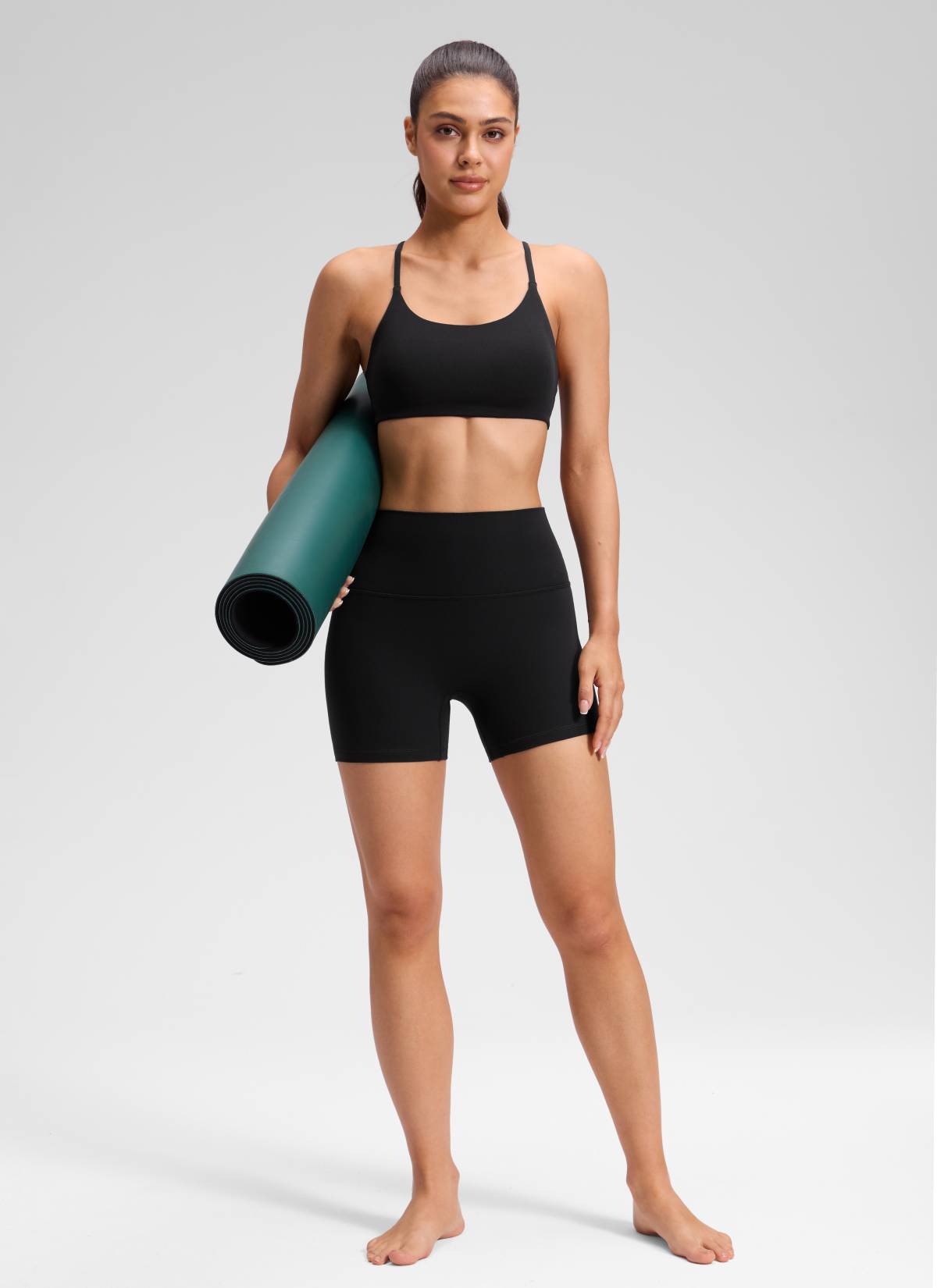 CRZ YOGA Pambabae Butterluxe Yoga High Rise No Front Seam Shorts 4'' Itim