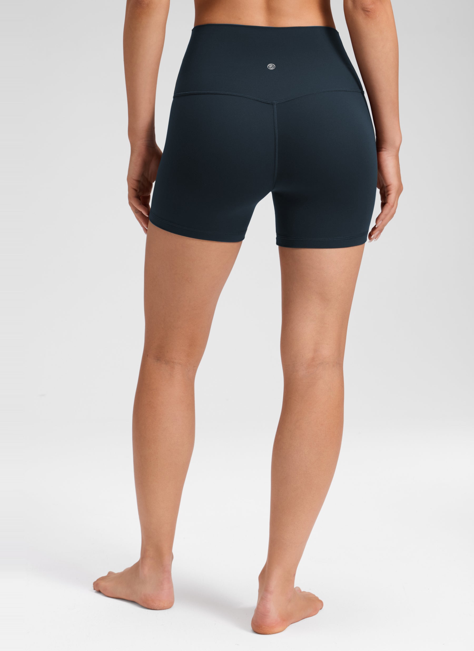 CRZ YOGA Pambabae Butterluxe Yoga High Rise No Front Seam Shorts 4'' True Navy