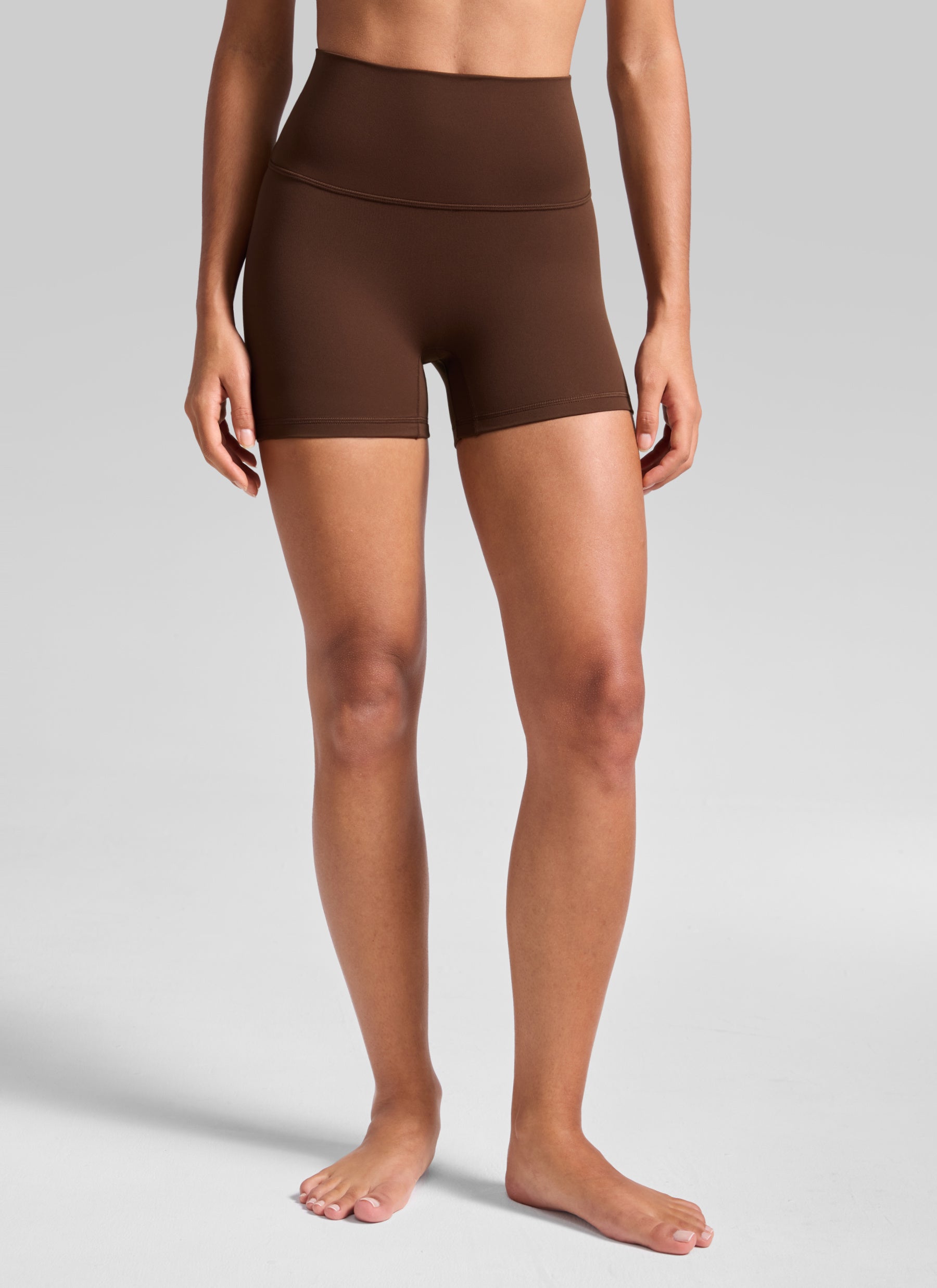 CRZ YOGA Pambabae Butterluxe Yoga High Rise No Front Seam Shorts 4'' Lava Brown