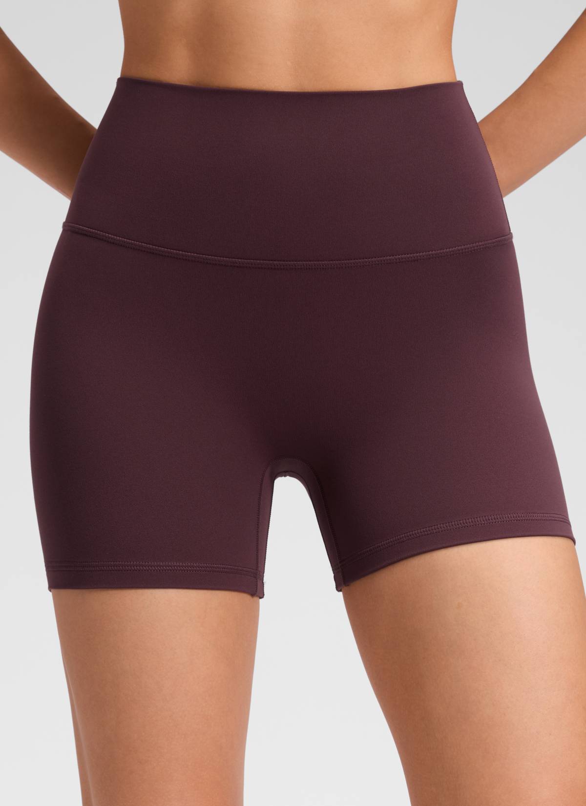 CRZ YOGA Pambabae Butterluxe Yoga High Rise No Front Seam Shorts 4'' Hinog na Plum