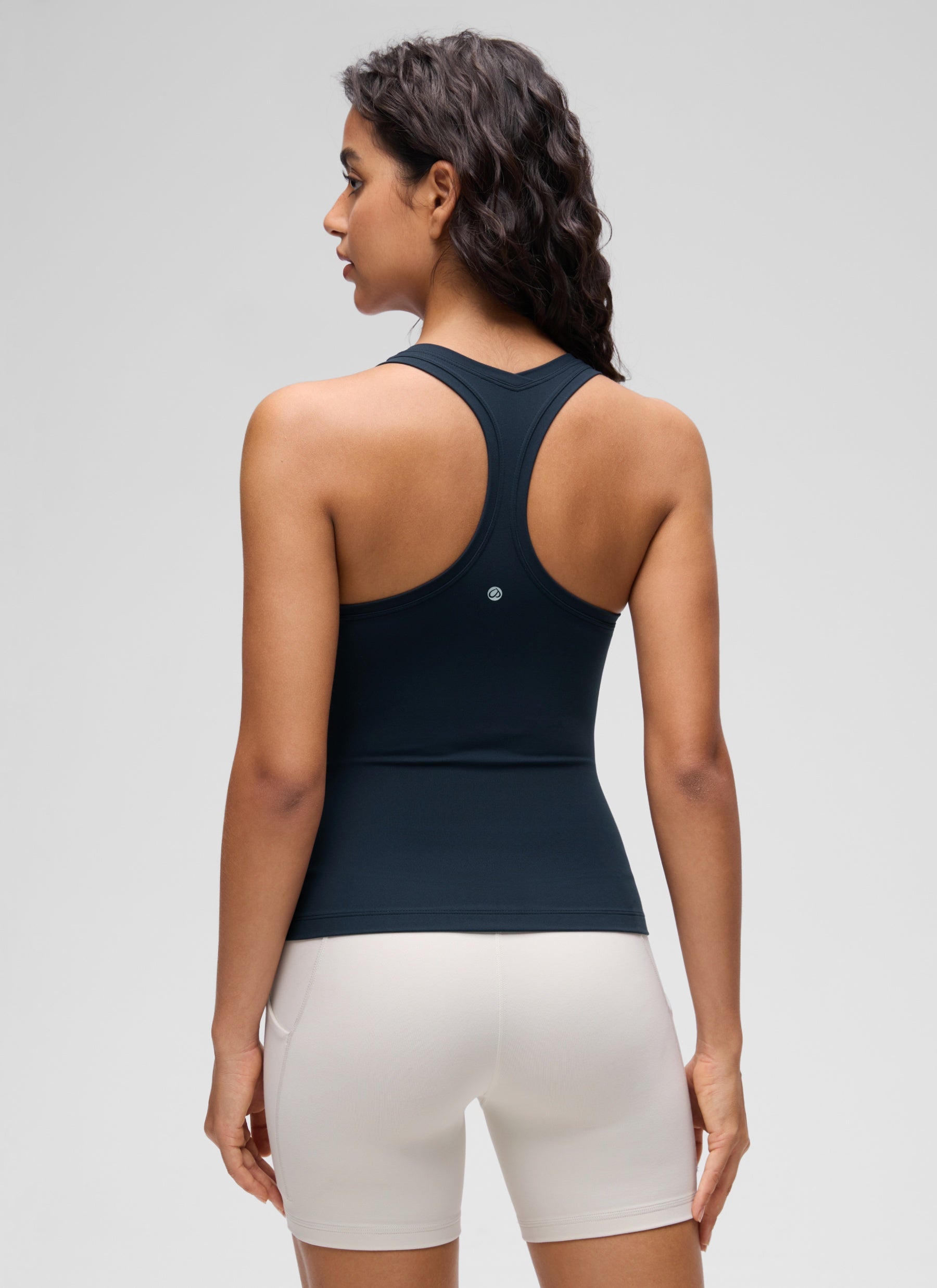 CRZ YOGA Pambabaeng Yoga Masikip na Kasuotan Butterluxe Crewneck Tank Top Racerback True Navy