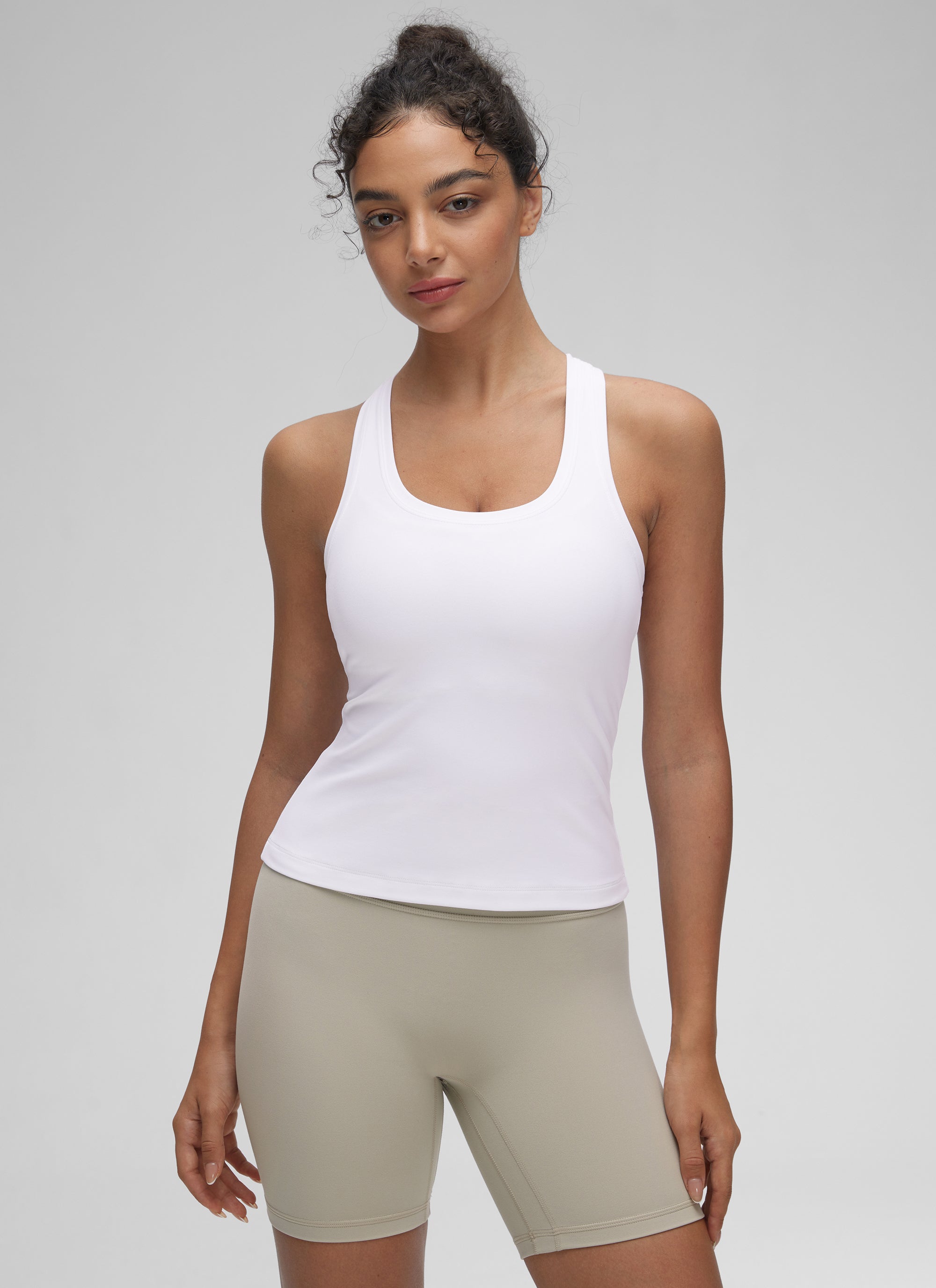 CRZ YOGA Pambabaeng Yoga Masikip na Kasuotan Butterluxe Crewneck Tank Top Racerback White