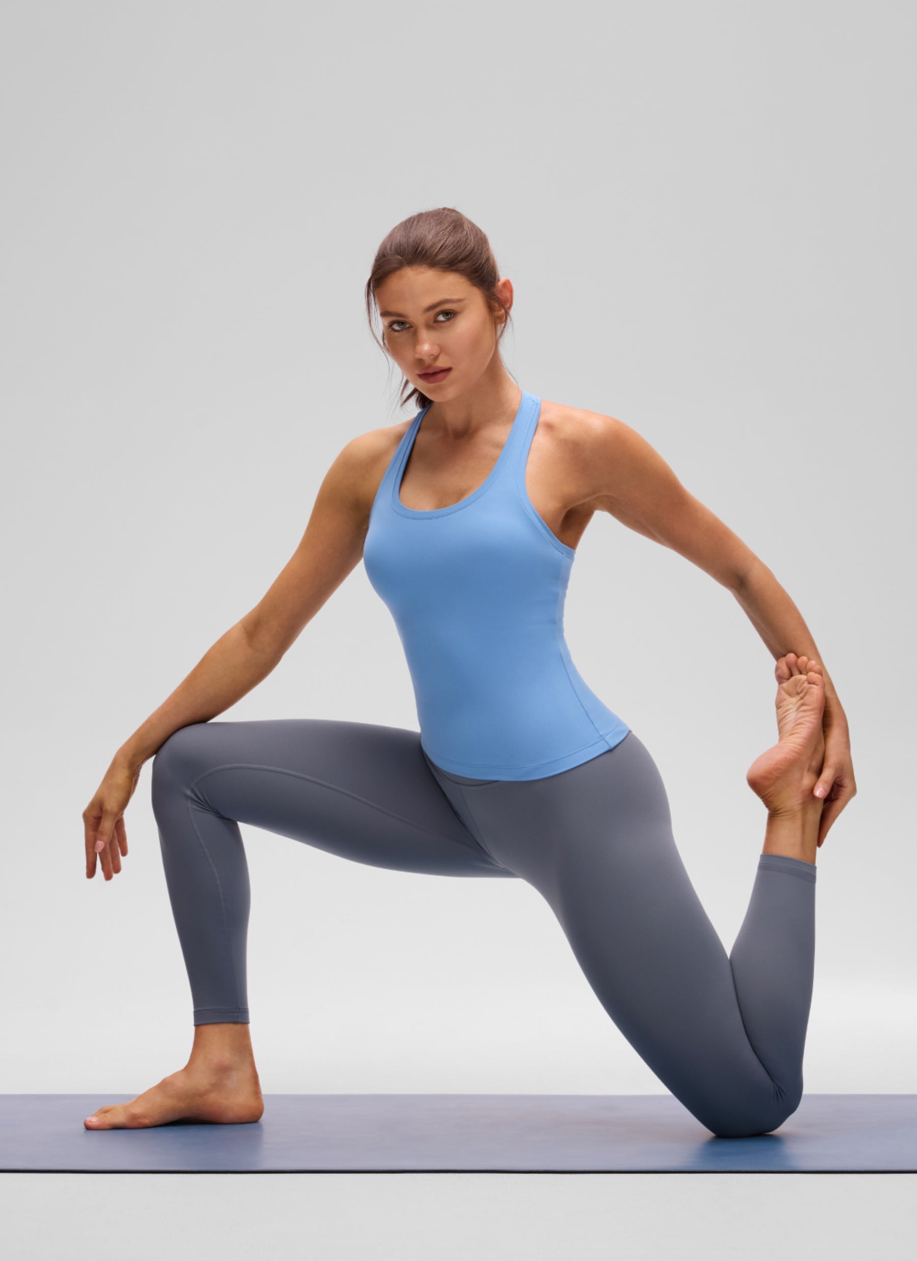 CRZ YOGA Pambabaeng Yoga Masikip na Kasuotan Butterluxe Crewneck Tank Top Racerback Party Blue