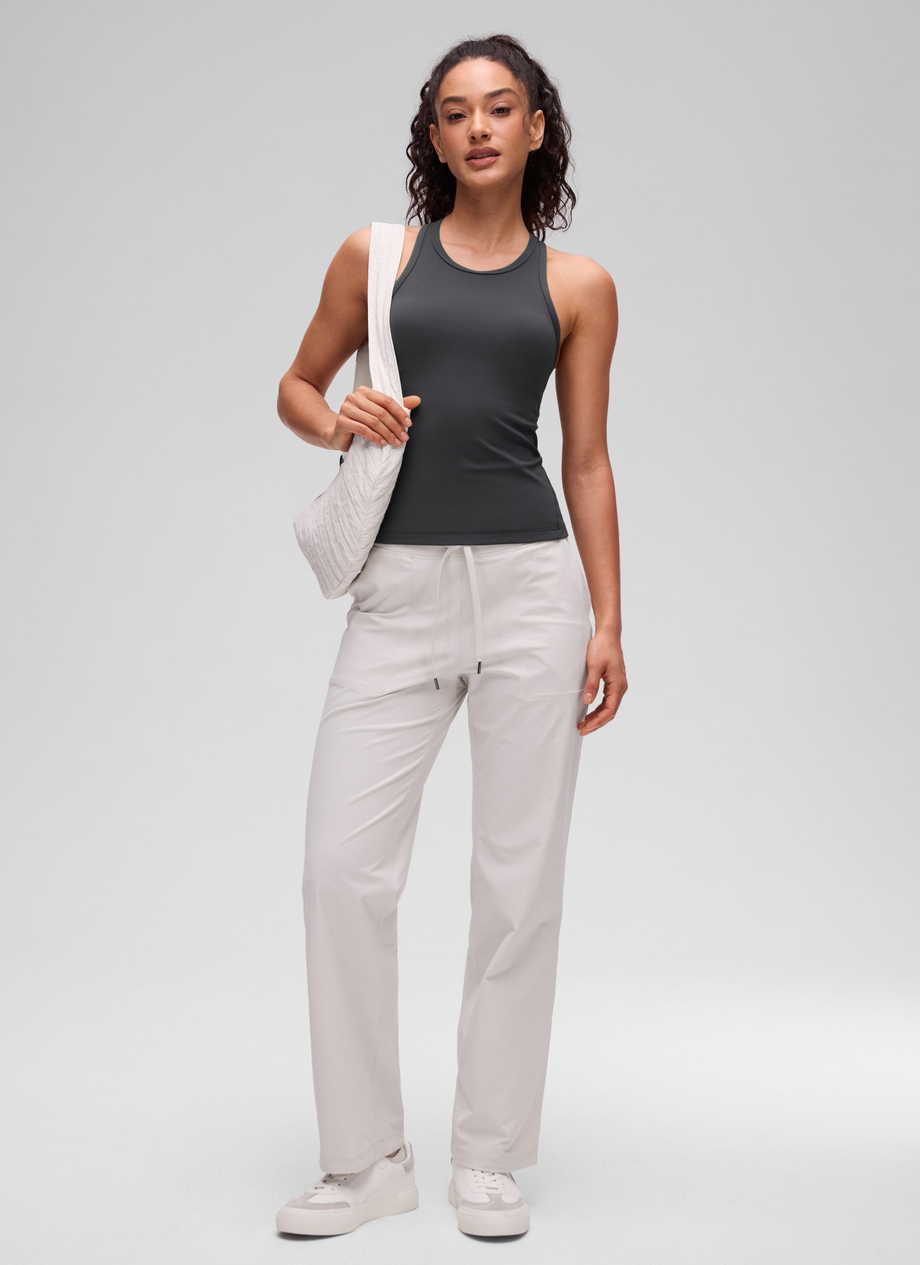CRZ YOGA Pambabaeng Yoga Tight Fit Tops Butterluxe Tank Top na Mataas ang Neck na Mahiwagang Kulay Abo