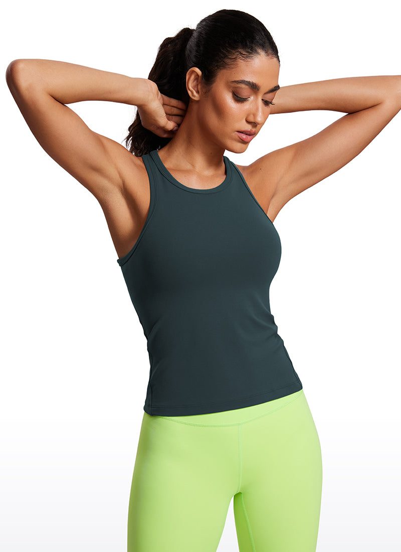 CRZ YOGA Pambabaeng Yoga Tight Fit Tops Butterluxe Tank Top na Mataas ang Neck na Kagubatan na Madilim na Berde