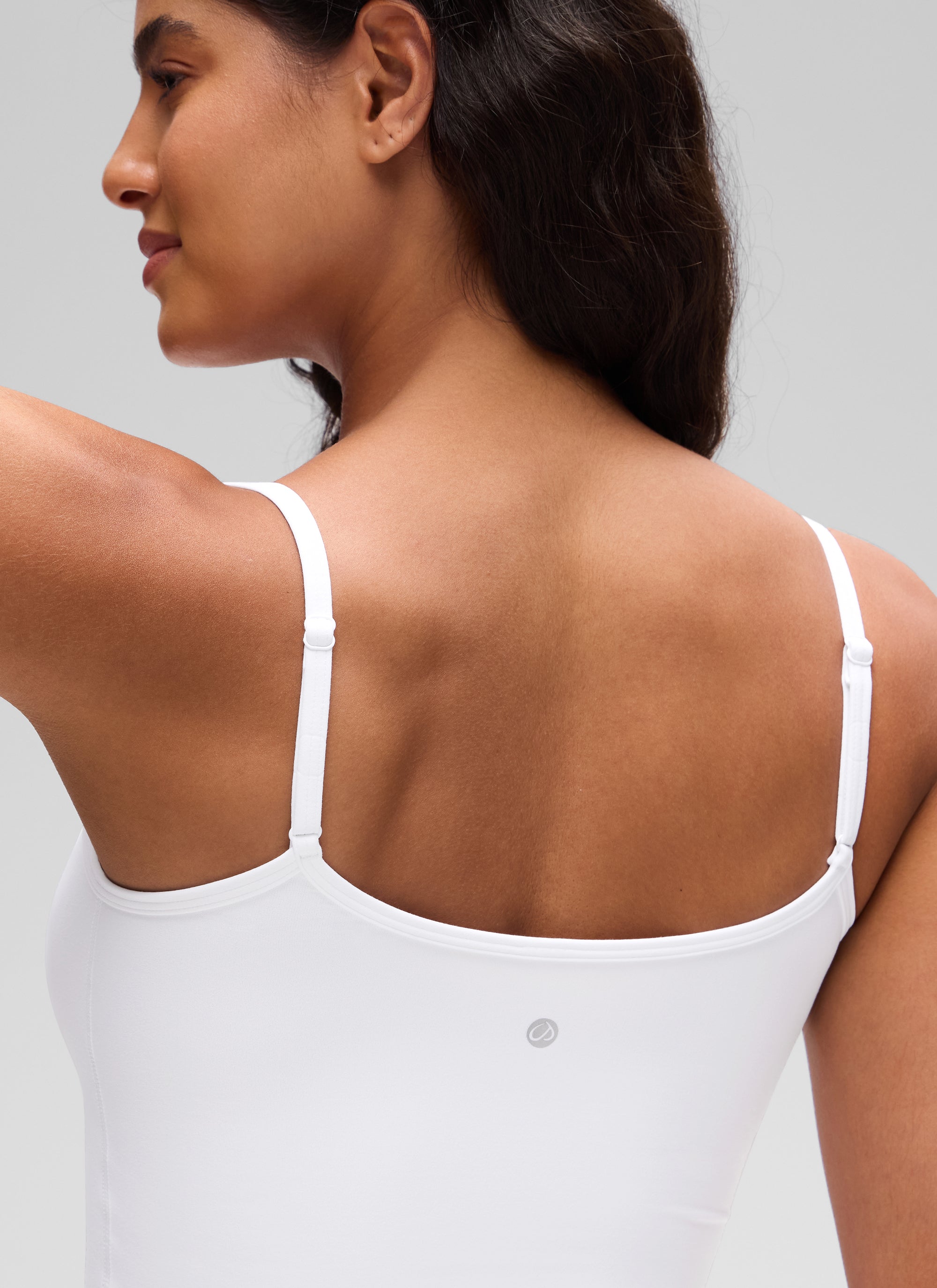 CRZ YOGA Pambabae Butterluxe Kaswal na Scoop Neck U Back Double Lined Tank White