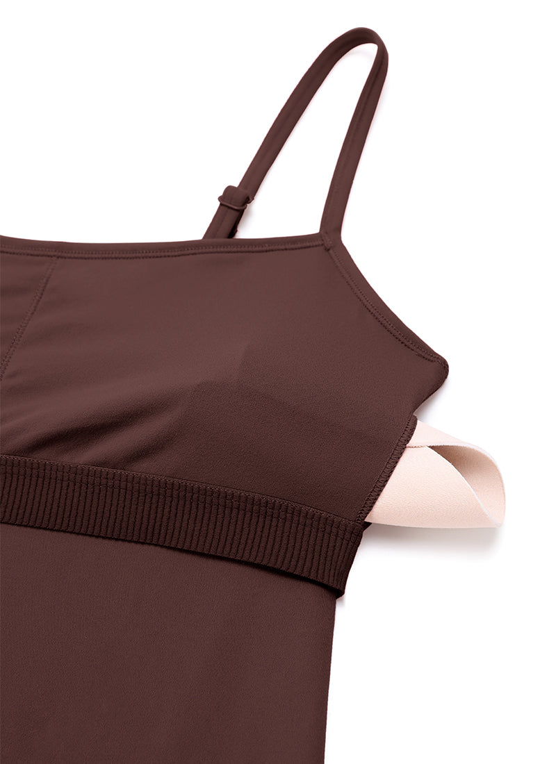CRZ YOGA Pambabaeng Yoga Tight Fit Flare Jumpsuits na may Built-in na Bra Bodysuits na Kulay Taupe