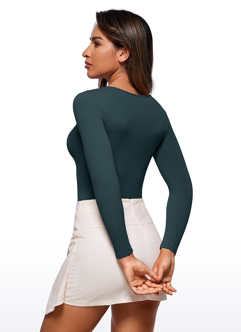 CRZ YOGA Pambabaeng Yoga Tight Fit Crew Neck Long Sleeves Bodysuits na Forest Dark Green